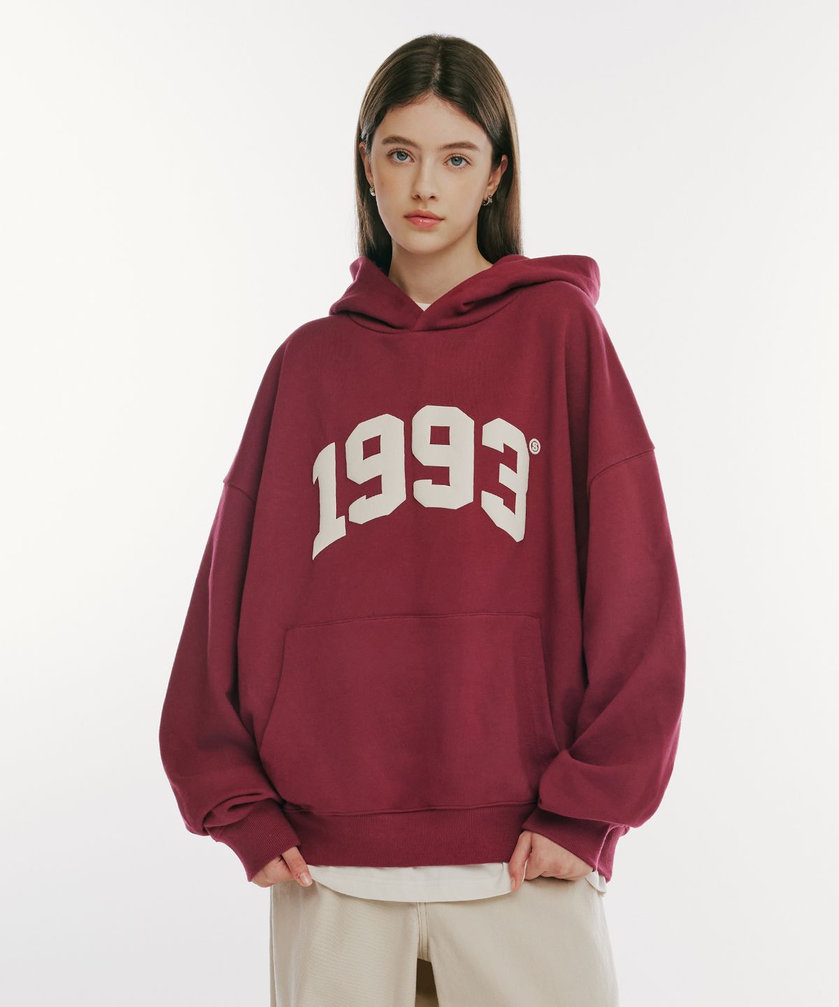 1993스튜디오(1993STUDIO) 1993 아치 로고 후드_버건디
