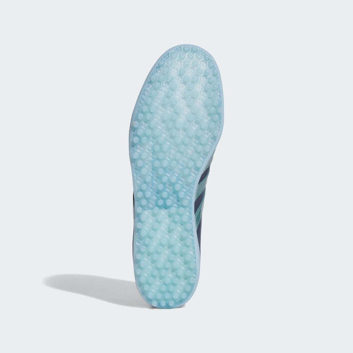 아디다스 골프(ADIDAS GOLF) 가젤 럭스 스파이크리스 골프화 JI4158