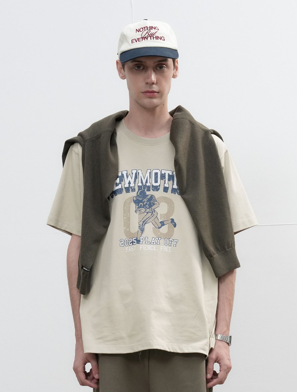 제너럴아이디어(GENERALIDEA) UNISEX 뉴모션 빈티지 오버핏 티셔츠 [BEIGE] / SBE3U01004