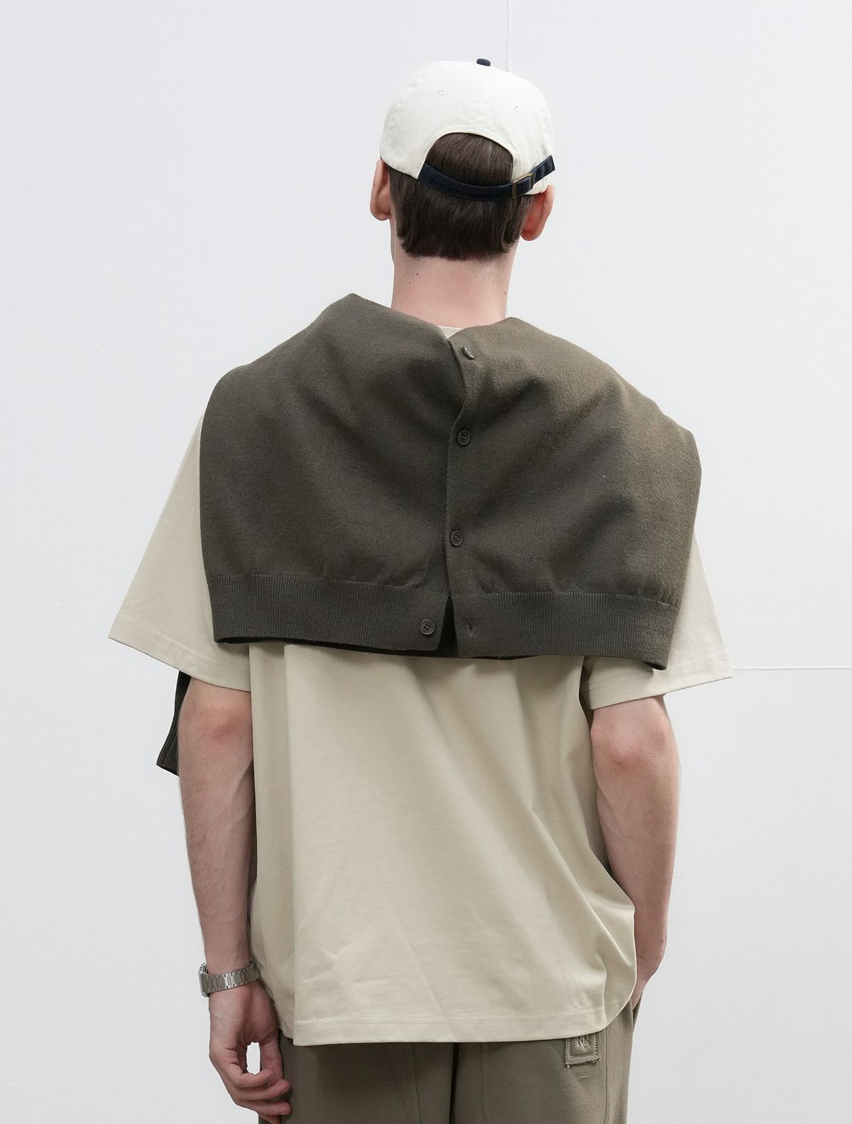 제너럴아이디어(GENERALIDEA) UNISEX 뉴모션 빈티지 오버핏 티셔츠 [BEIGE] / SBE3U01004