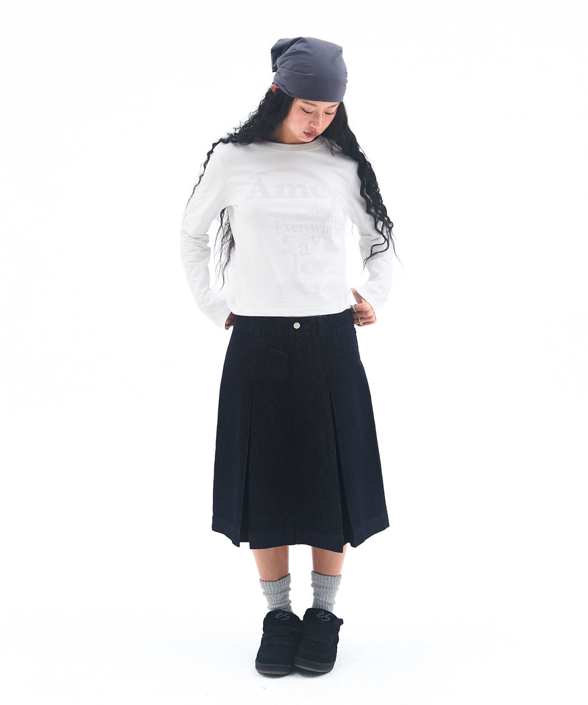 아메스 월드와이드(AMES-WORLDWIDE) DENIM PLEATS MIDI SKIRT DEEP BLUE