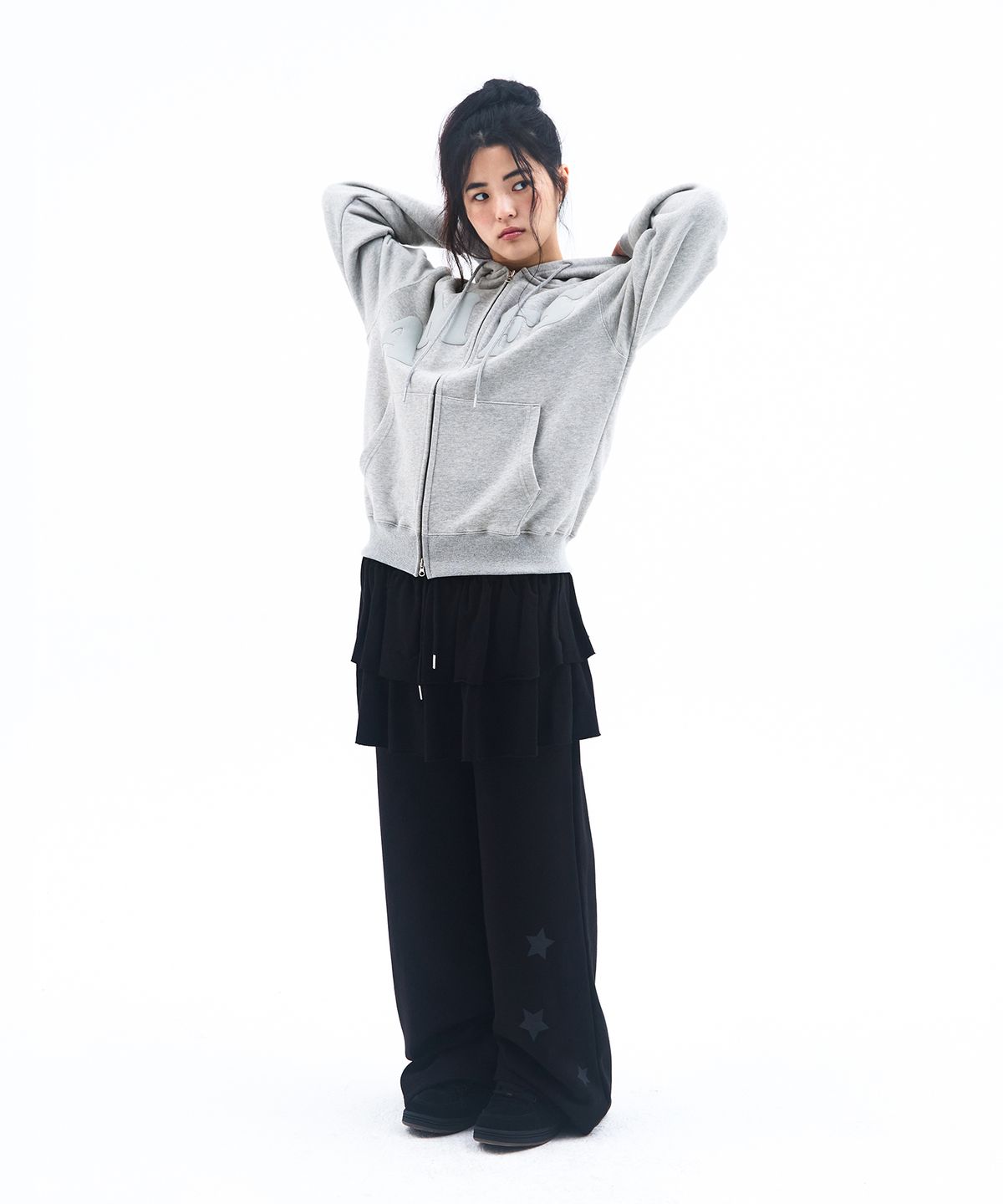 아메스 월드와이드(AMES-WORLDWIDE) FRILL LAYERED SWEAT PANTS BLACK