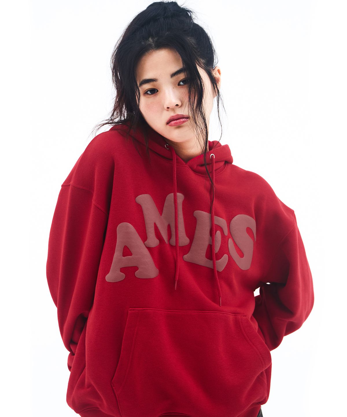 아메스 월드와이드(AMES-WORLDWIDE) BIG TYPO HOODIE RED