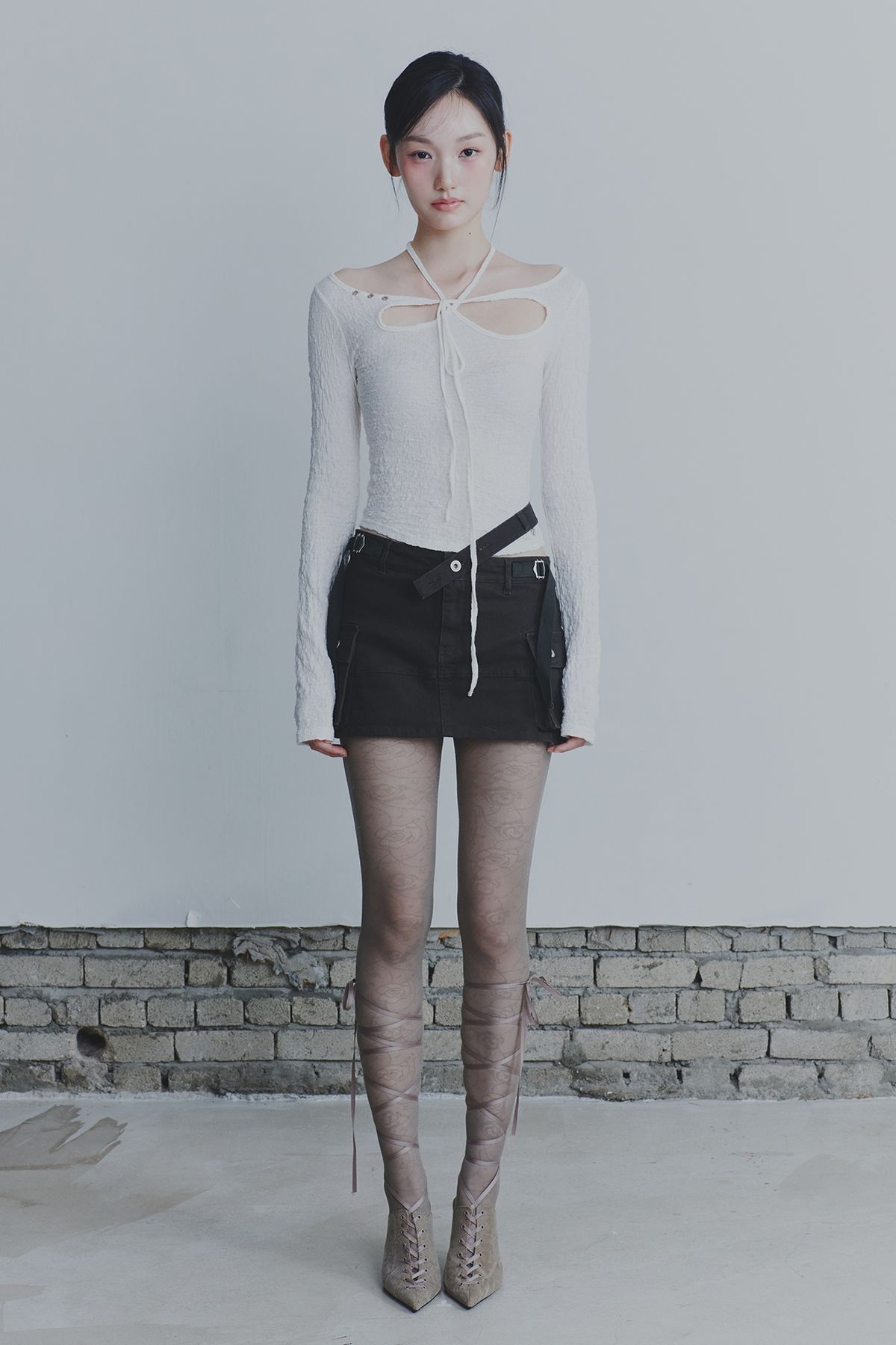 페인오어플레져(PAINORPLEASURE) WRINKLED ORCHID TOP ivory