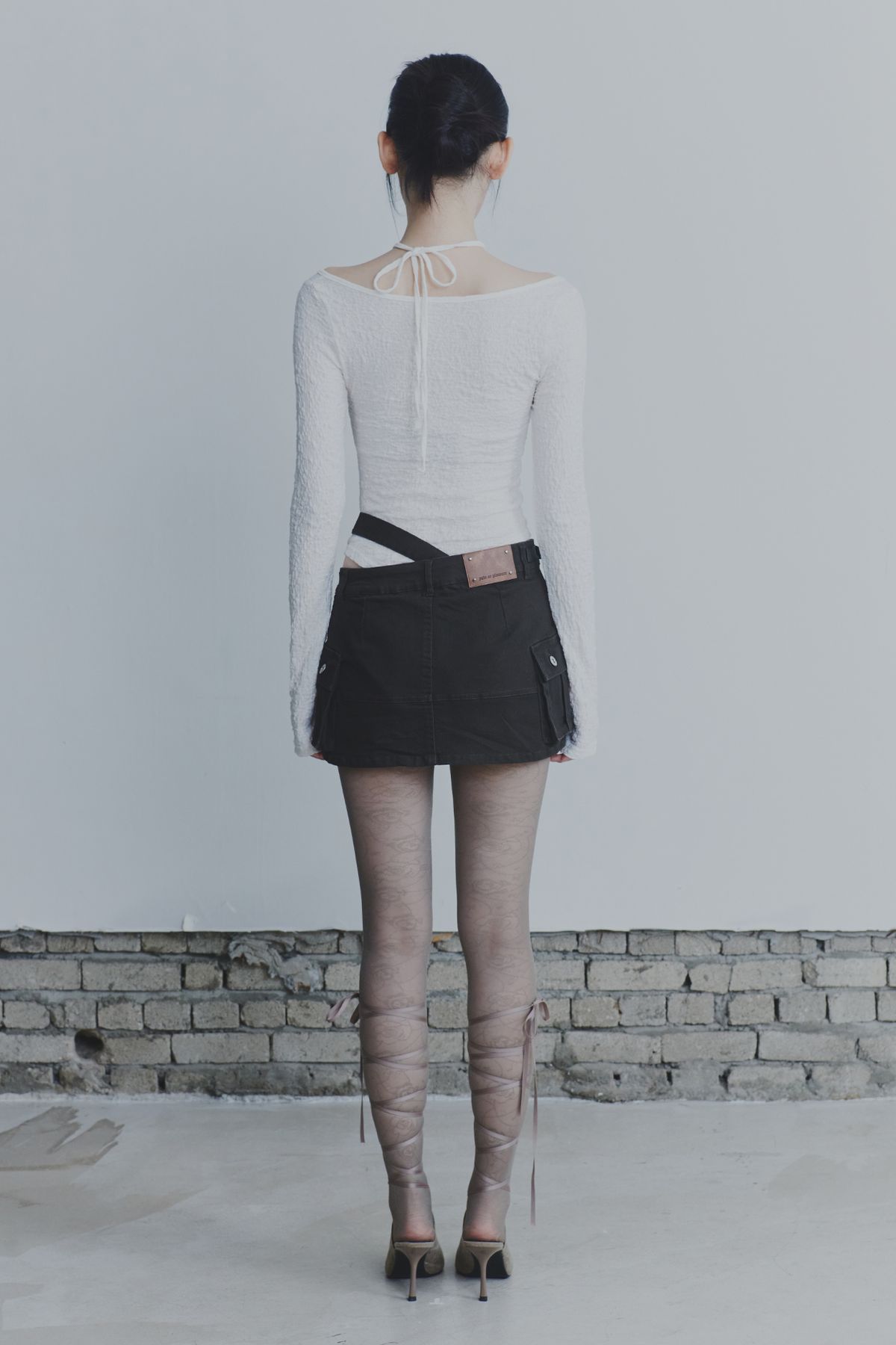 페인오어플레져(PAINORPLEASURE) WRINKLED ORCHID TOP ivory