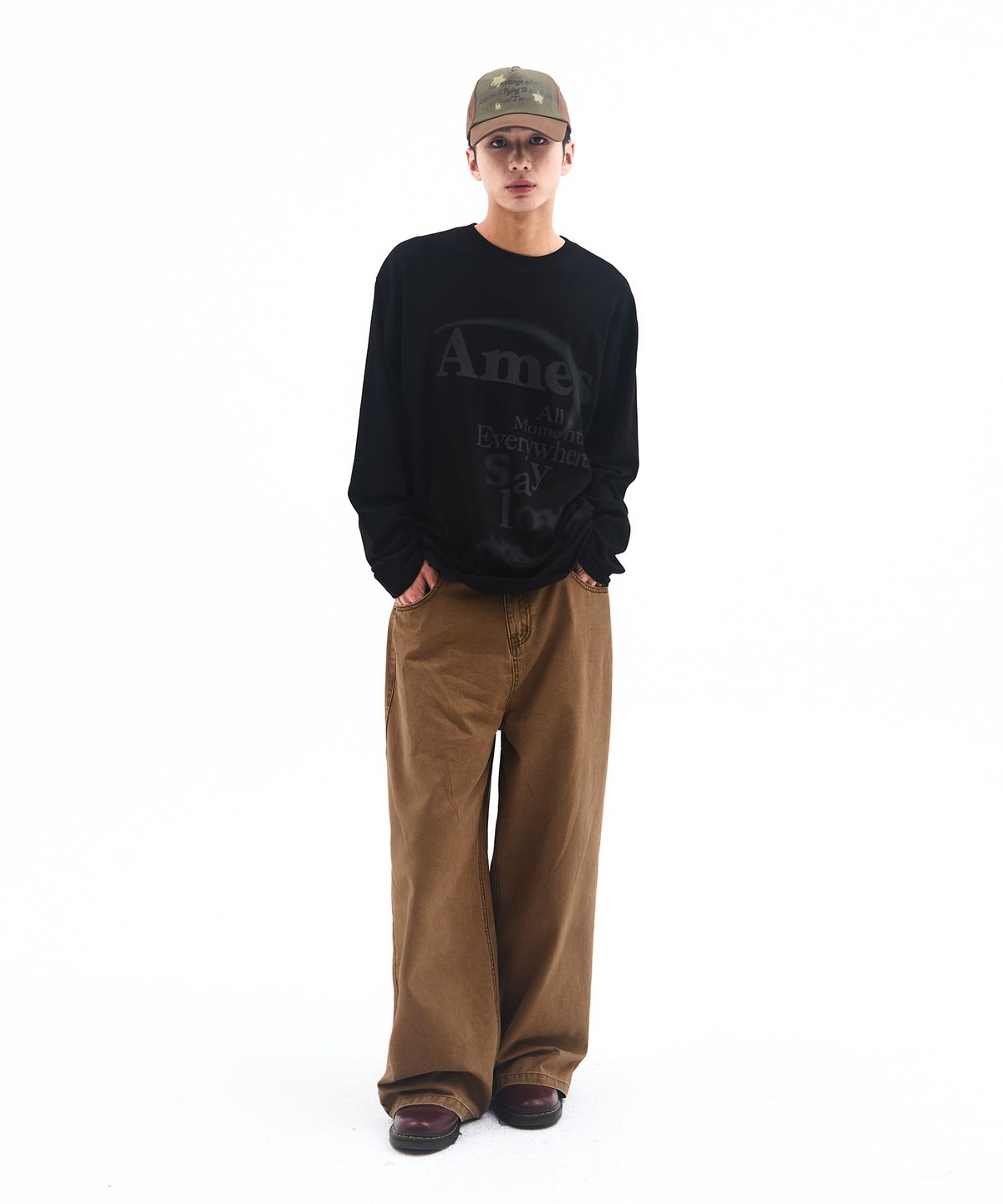 아메스 월드와이드(AMES-WORLDWIDE) BIG TYPO LONGSLEEVE TEE BLACK