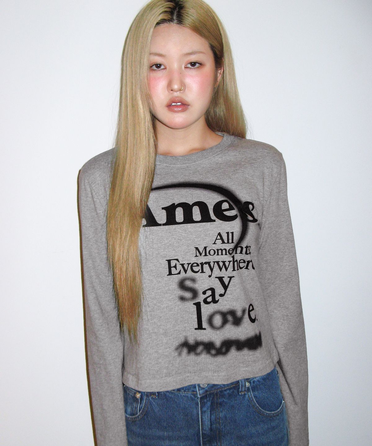 아메스 월드와이드(AMES-WORLDWIDE) BIG TYPO LONGSLEEVE TEE GREY