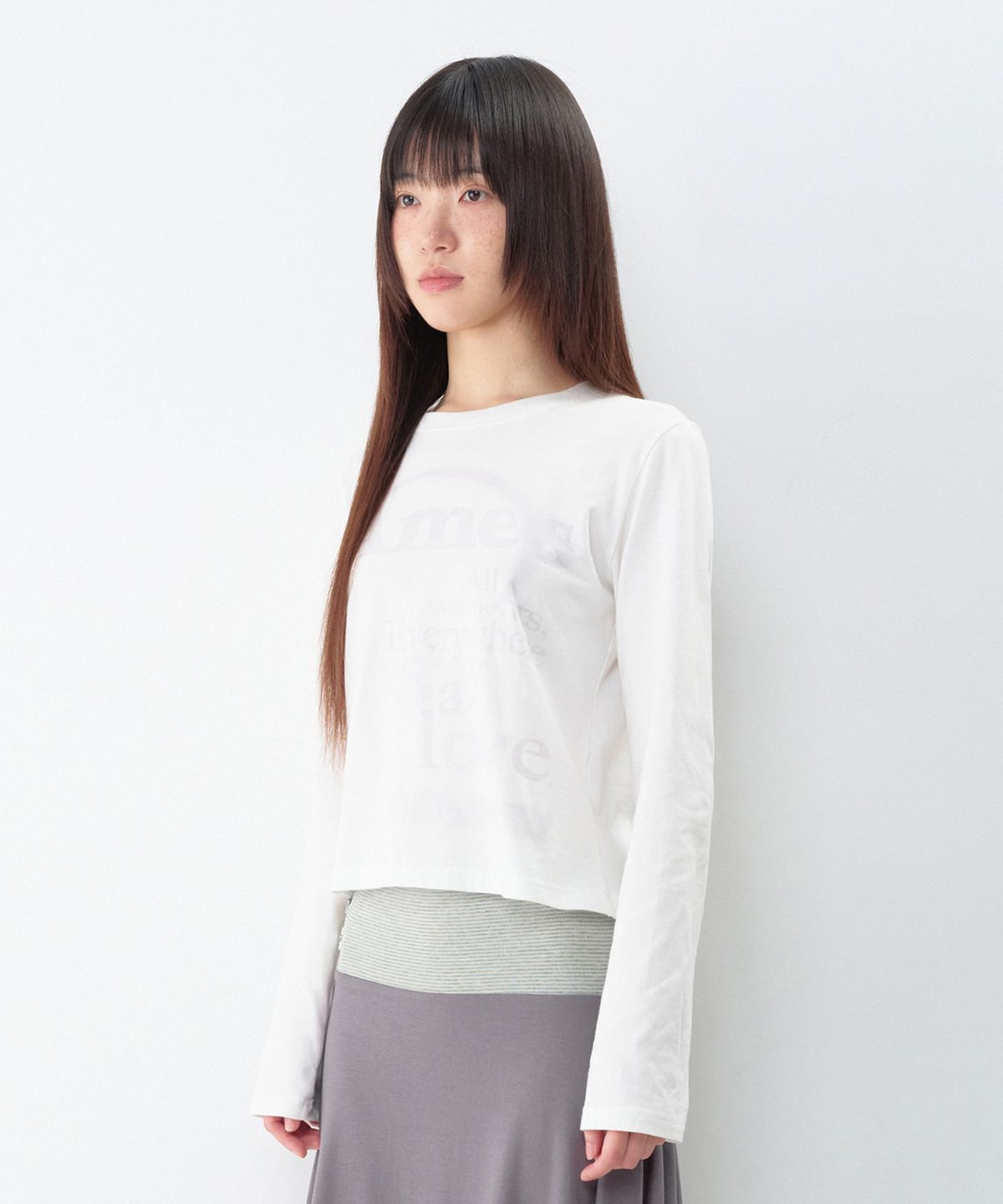 아메스 월드와이드(AMES-WORLDWIDE) BIG TYPO LONGSLEEVE TEE WHITE