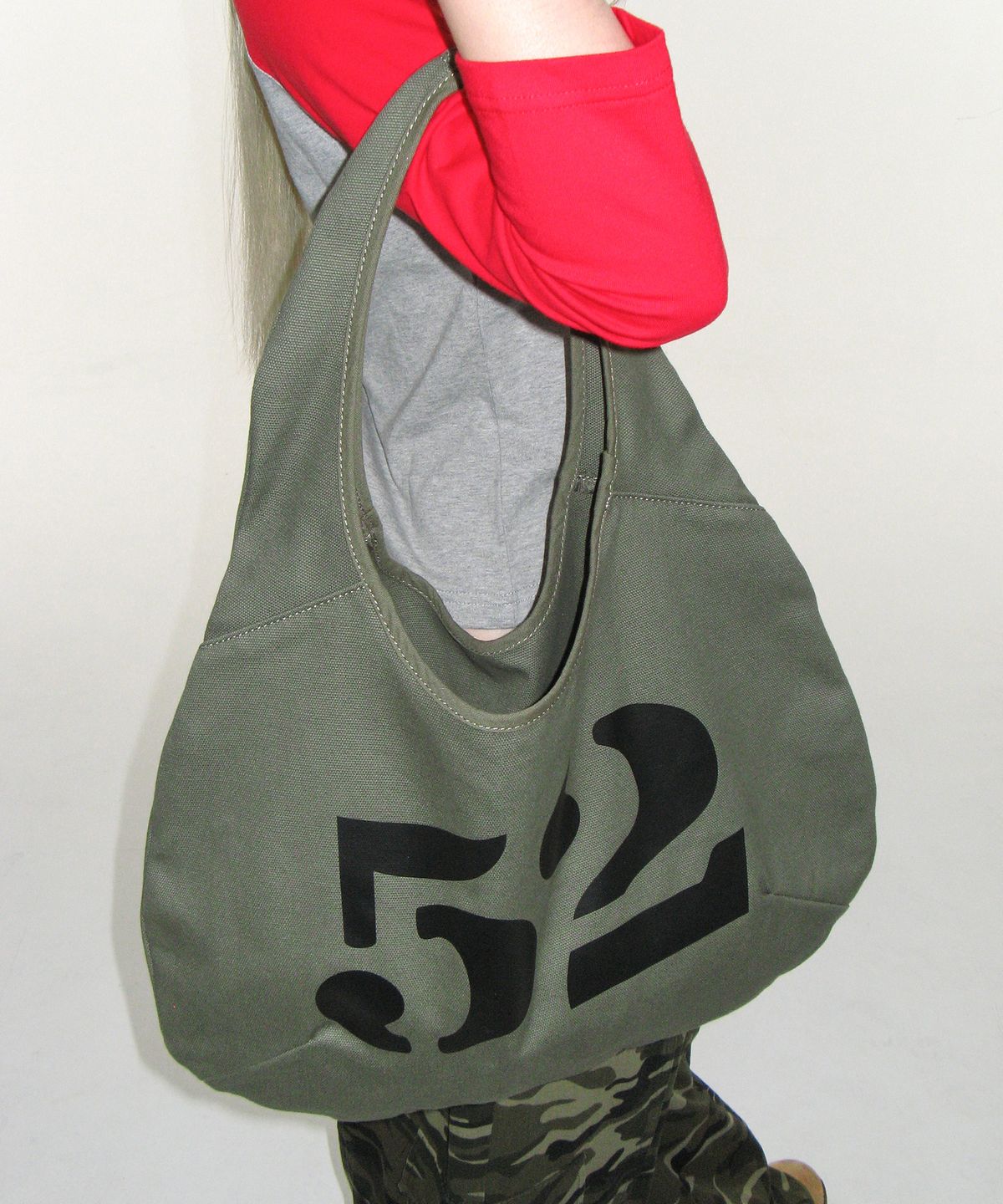 아메스 월드와이드(AMES-WORLDWIDE) 52 HOBO BAG KHAKI