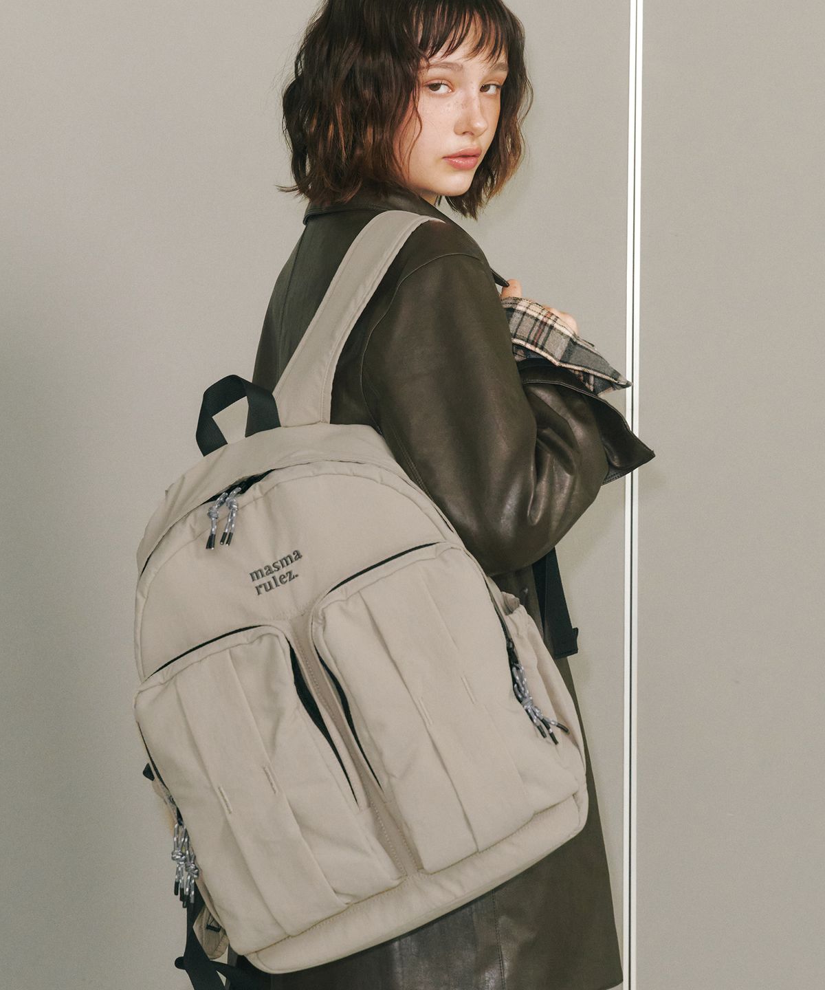 마스마룰즈(MASMARULEZ) Glove backpack_Khaki beige
