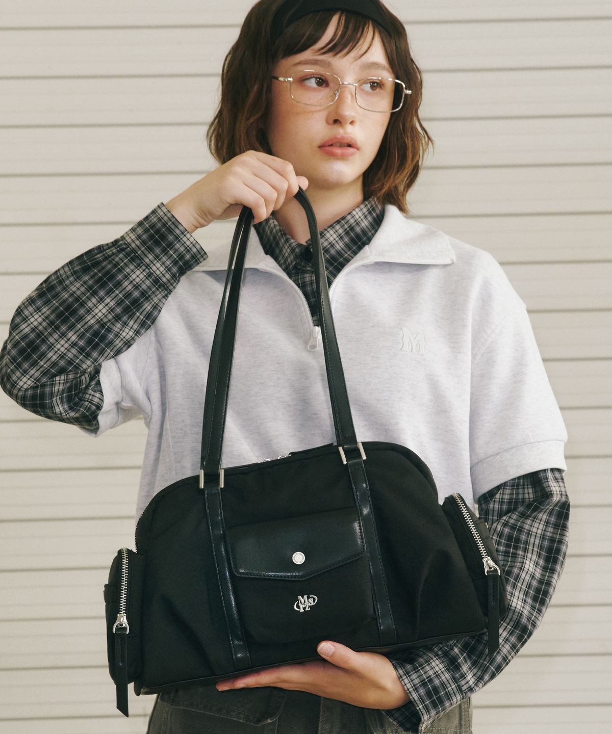 마스마룰즈(MASMARULEZ) Lumi nylon shoulder bag_Black