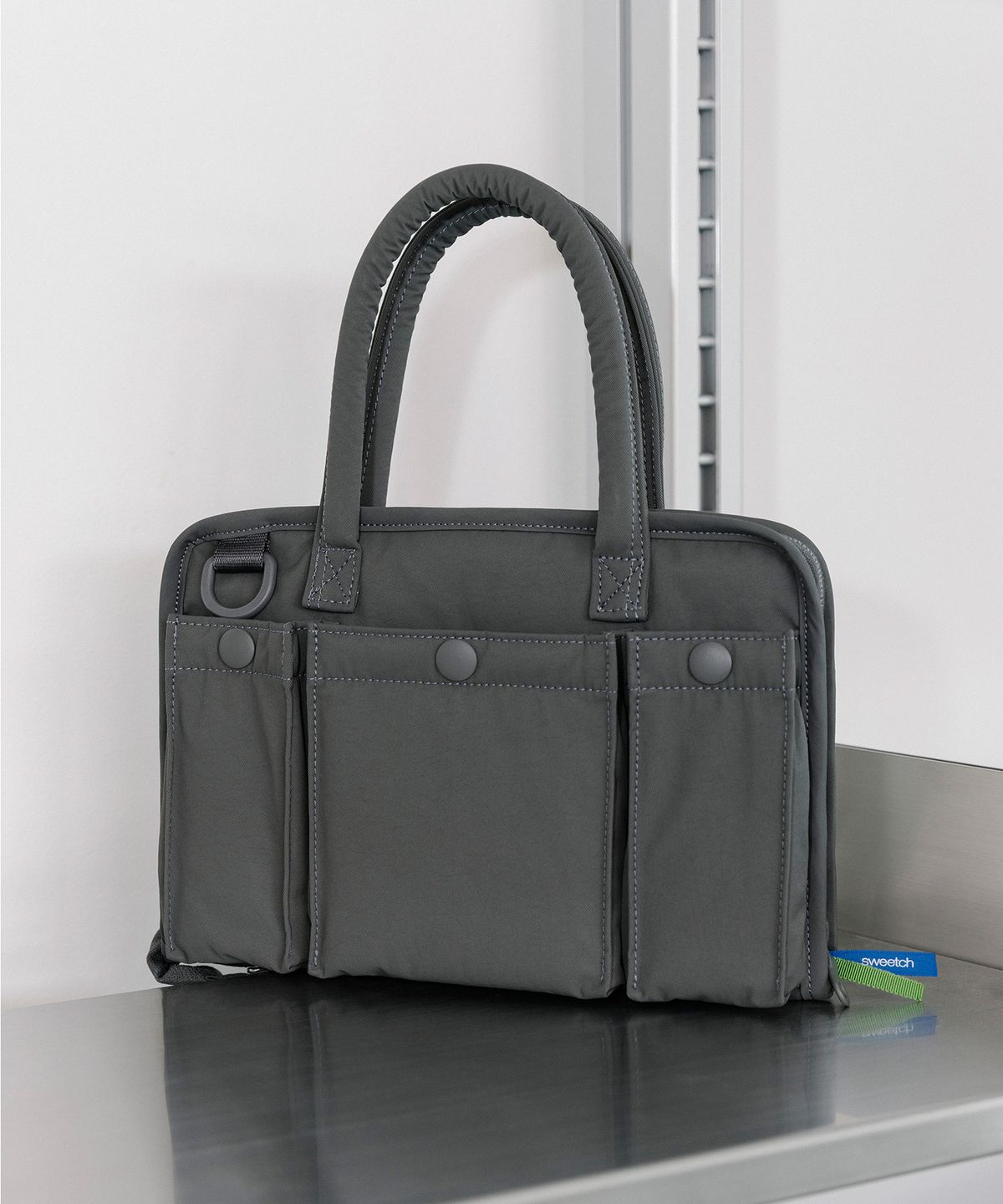 스위치(SWEETCH) KYOBO X SWEETCH BOOK BAG Stone Grey