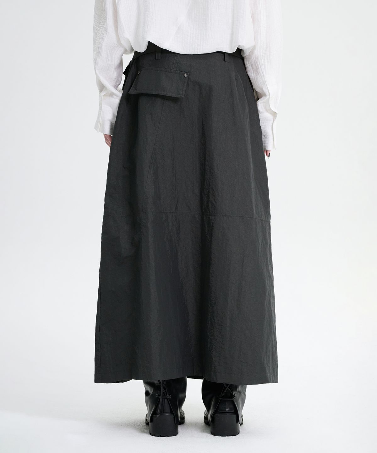 트리밍버드(TREEMINGBIRD) Belted Cargo Skirt [ Charcoal ]