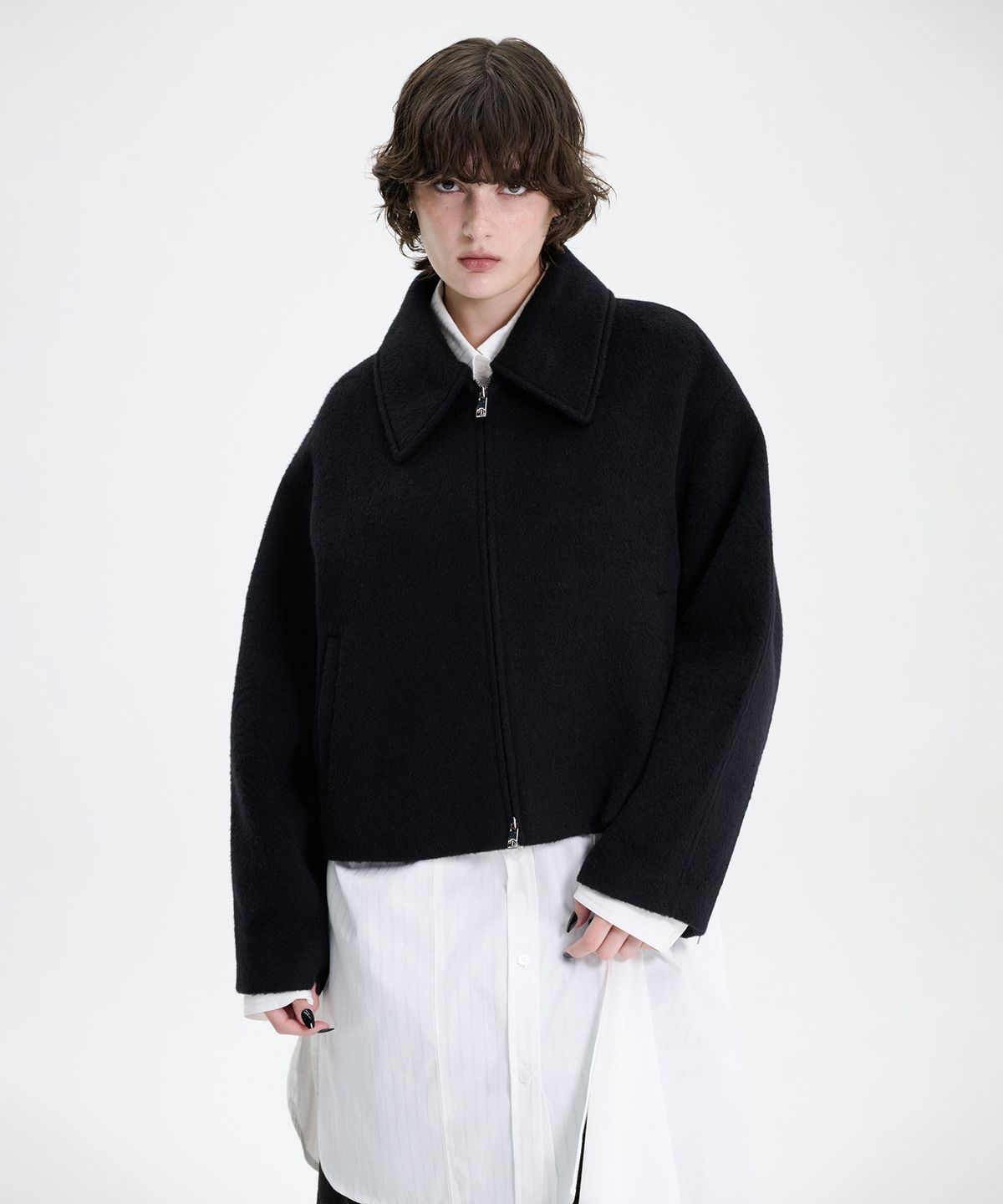 트리밍버드(TREEMINGBIRD) Traum Short Zip-up [ Black ]