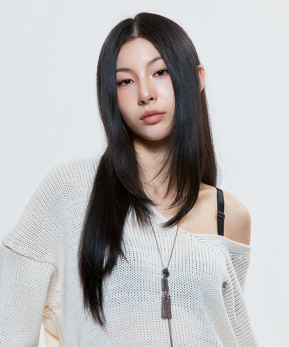 디오스피스(DAUSPICE) (DUC) Damaged Loose-Fit Knit Ivory