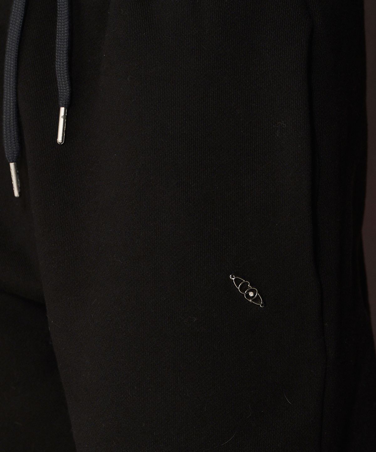 체리퀴리(CHERRYQUIRI) heart jogger pt - black