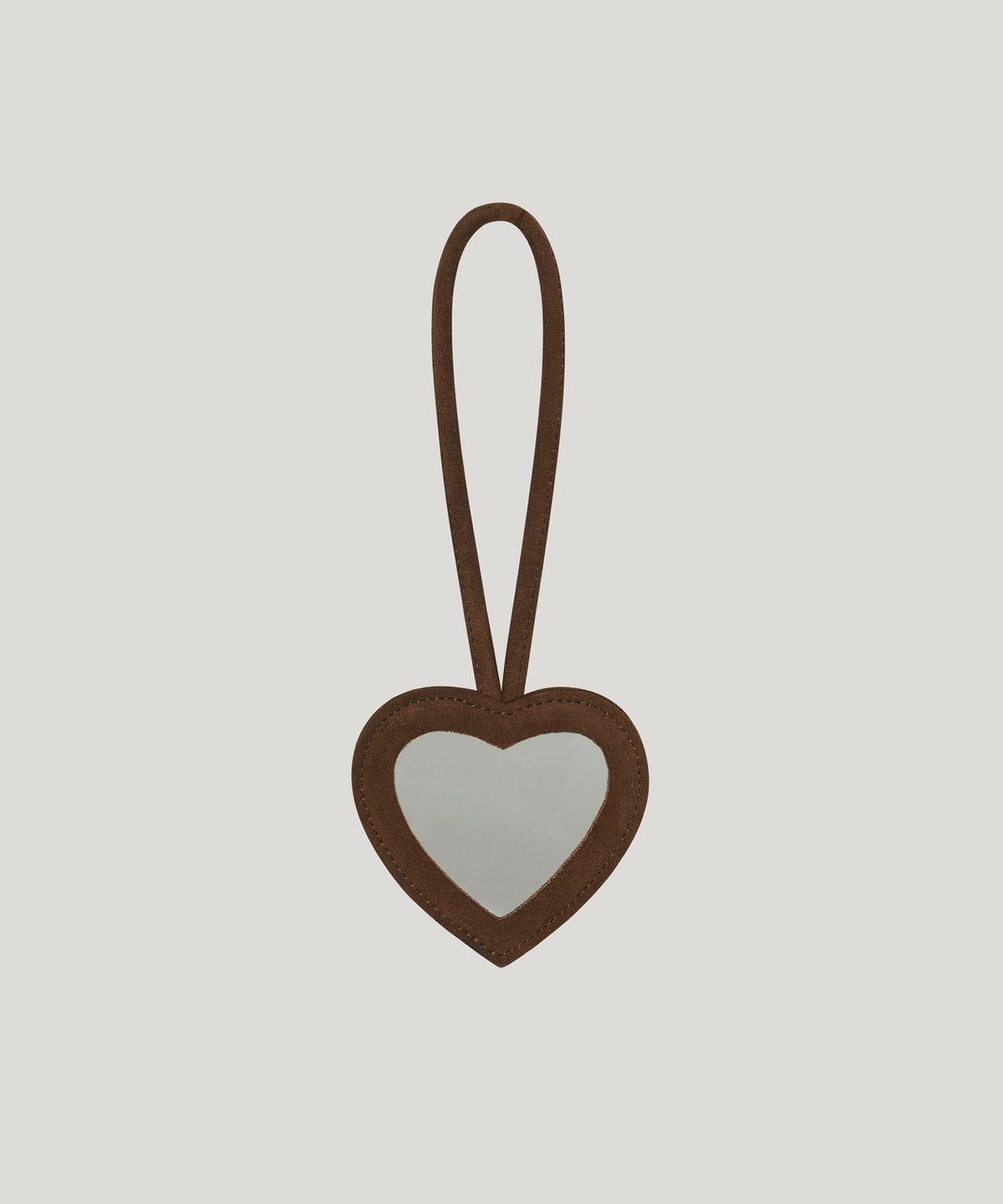 오브히(OVHEE) 하트 스웨이드 미러 참 Heart Suede Mirror Charm_Chocolate