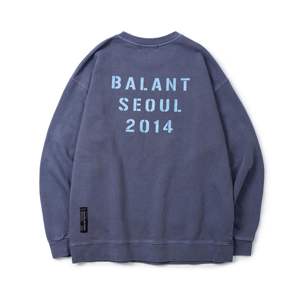 발란트(BALANT) 피그먼트 리본 베이직 스웨이트셔츠 - 네이비