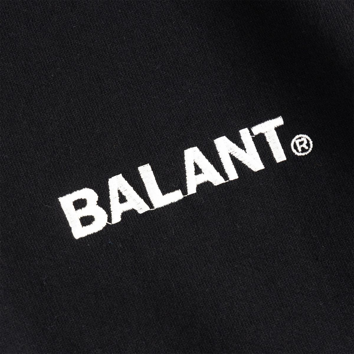 발란트(BALANT) 호프 앤드 패션 베이직 스웨이트셔츠 - 블랙