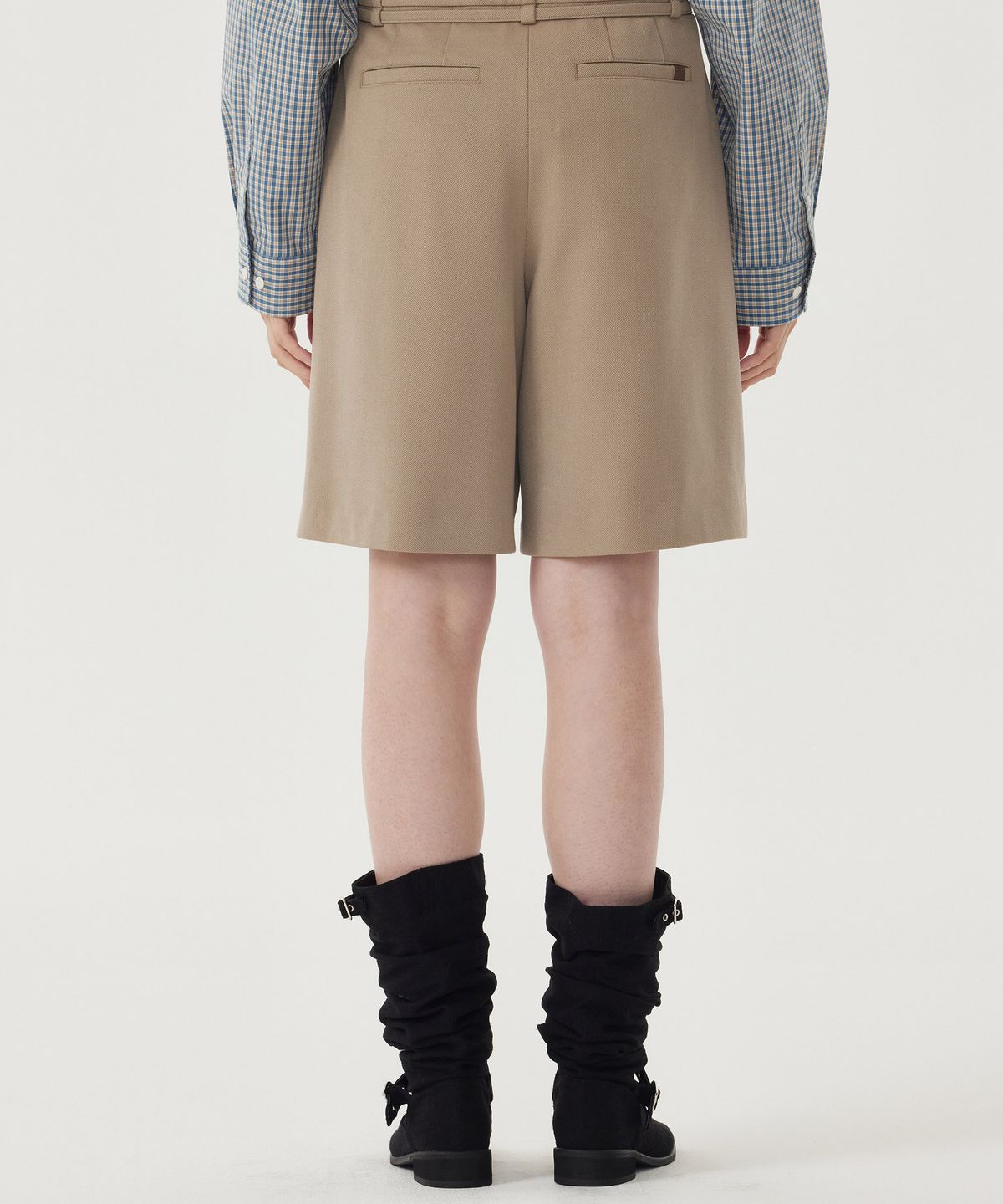 커버낫 우먼(COVERNAT WOMAN) 우먼 벨티드 버뮤다 쇼츠 Khaki Beige