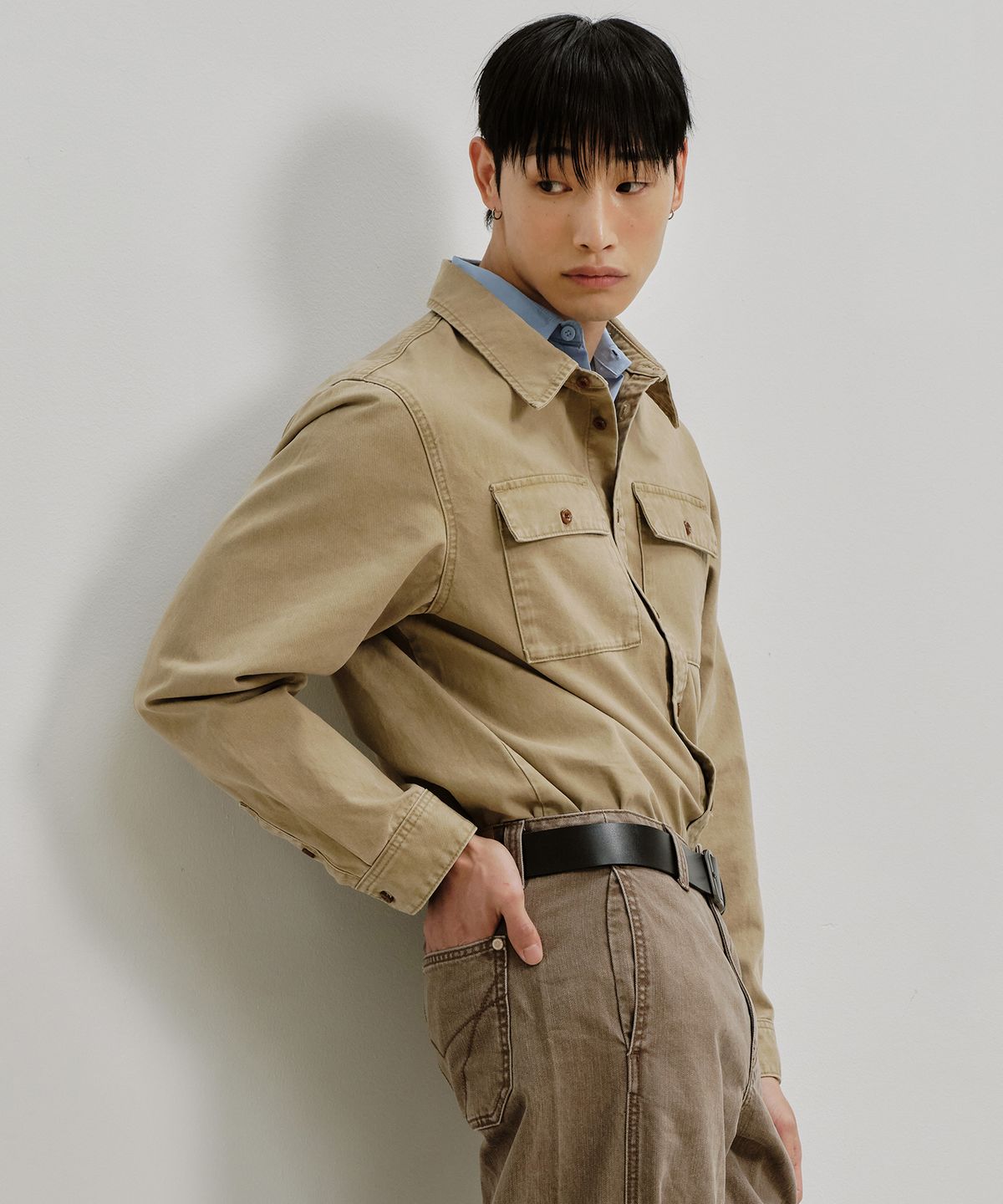 플랙(PLAC) 포켓 디테일 셔츠 베이지