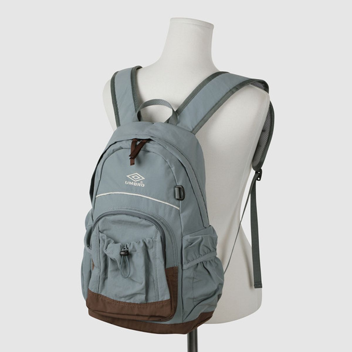 엄브로(UMBRO) 레거시 워싱 백팩 블루(UQ323CBP92)
