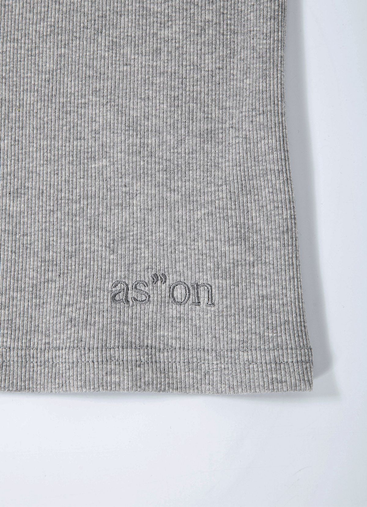 애즈온(ASON) SSIN SLEEVELESS / GRAY