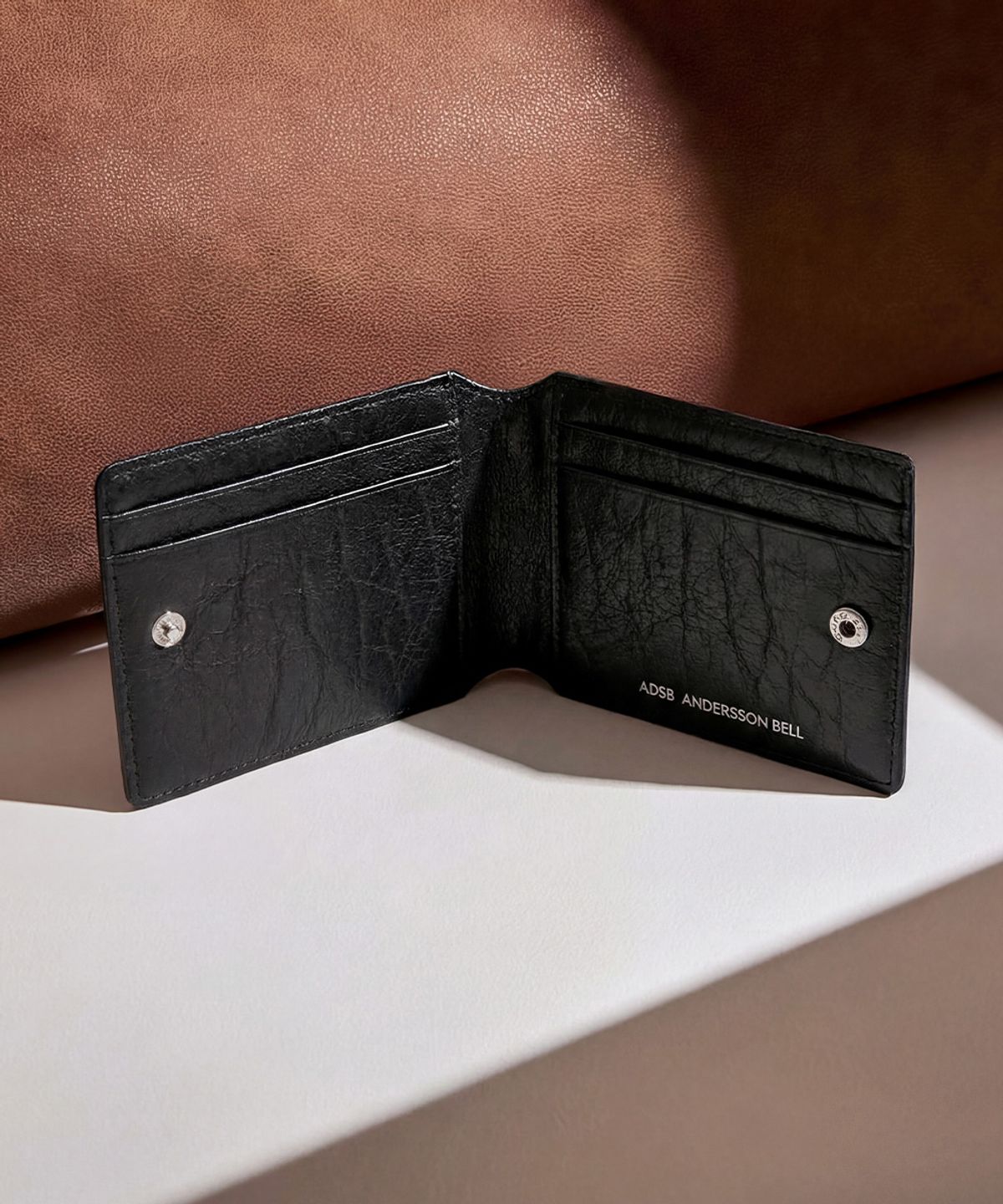앤더슨벨(ADSB ANDERSSON BELL) ZIP WALLET aaa503u(BLACK/BROWN)