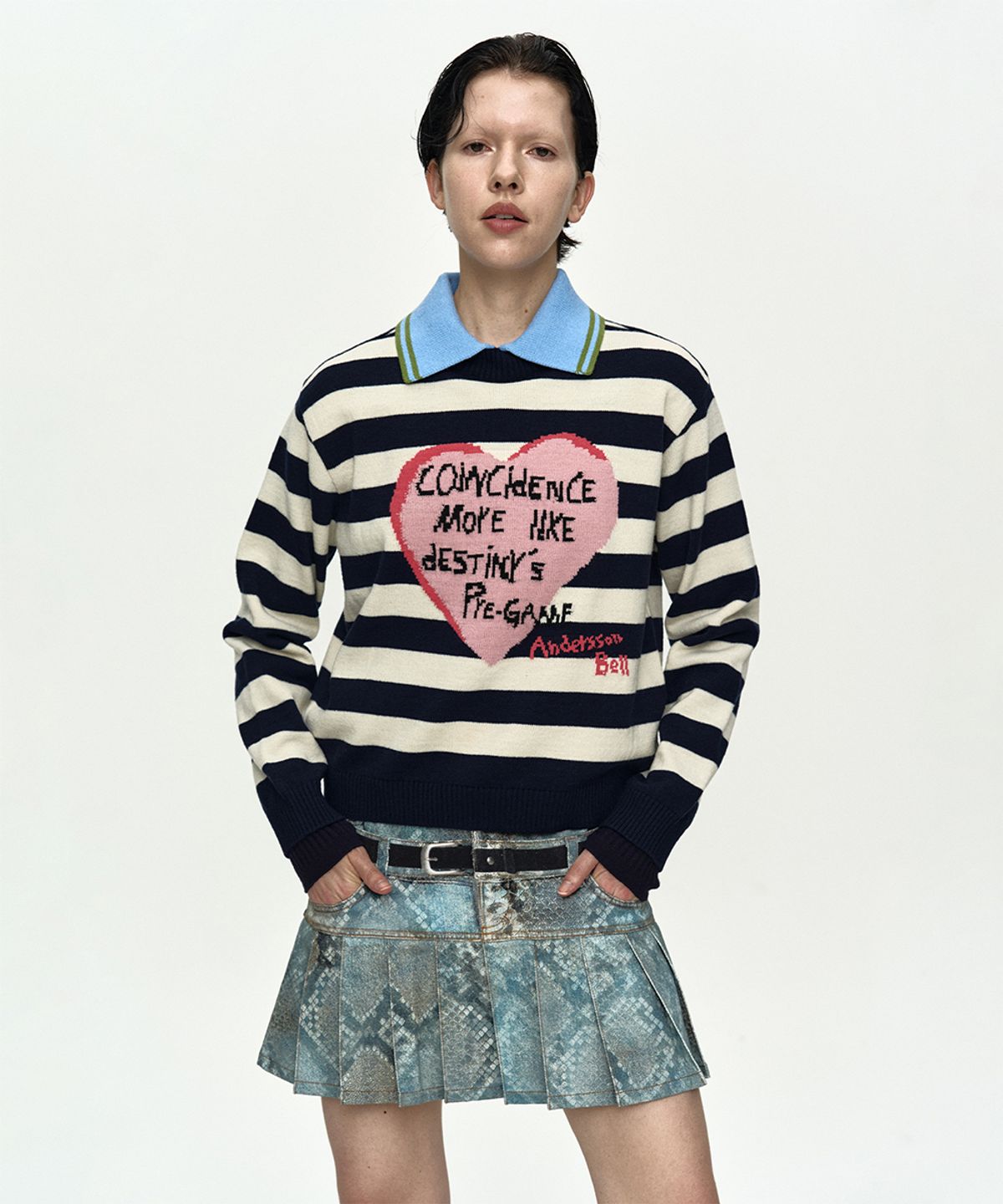 앤더슨벨(ADSB ANDERSSON BELL) GIRLS HEART MESSAGE CREW-NECK SWEATER atb1464w(NAVY/IVORY)