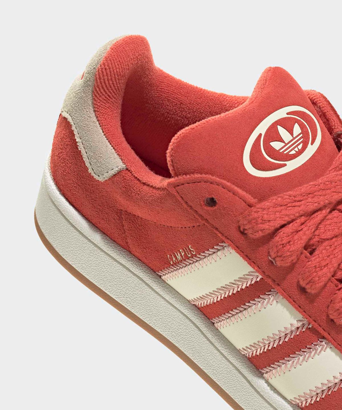 아디다스(ADIDAS) 캠퍼스 00s - 크림레드:크림화이트 / JQ5805