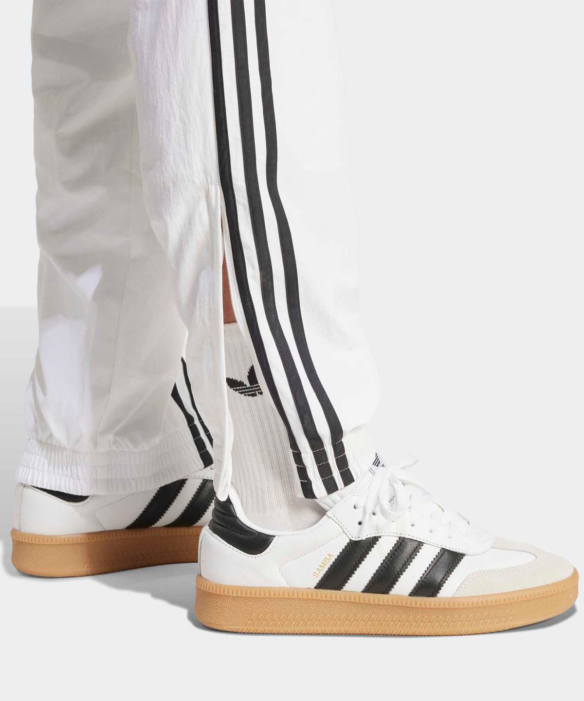 아디다스(ADIDAS) 우븐 파이어버드 트랙 팬츠 - 화이트:블랙 / JY1334