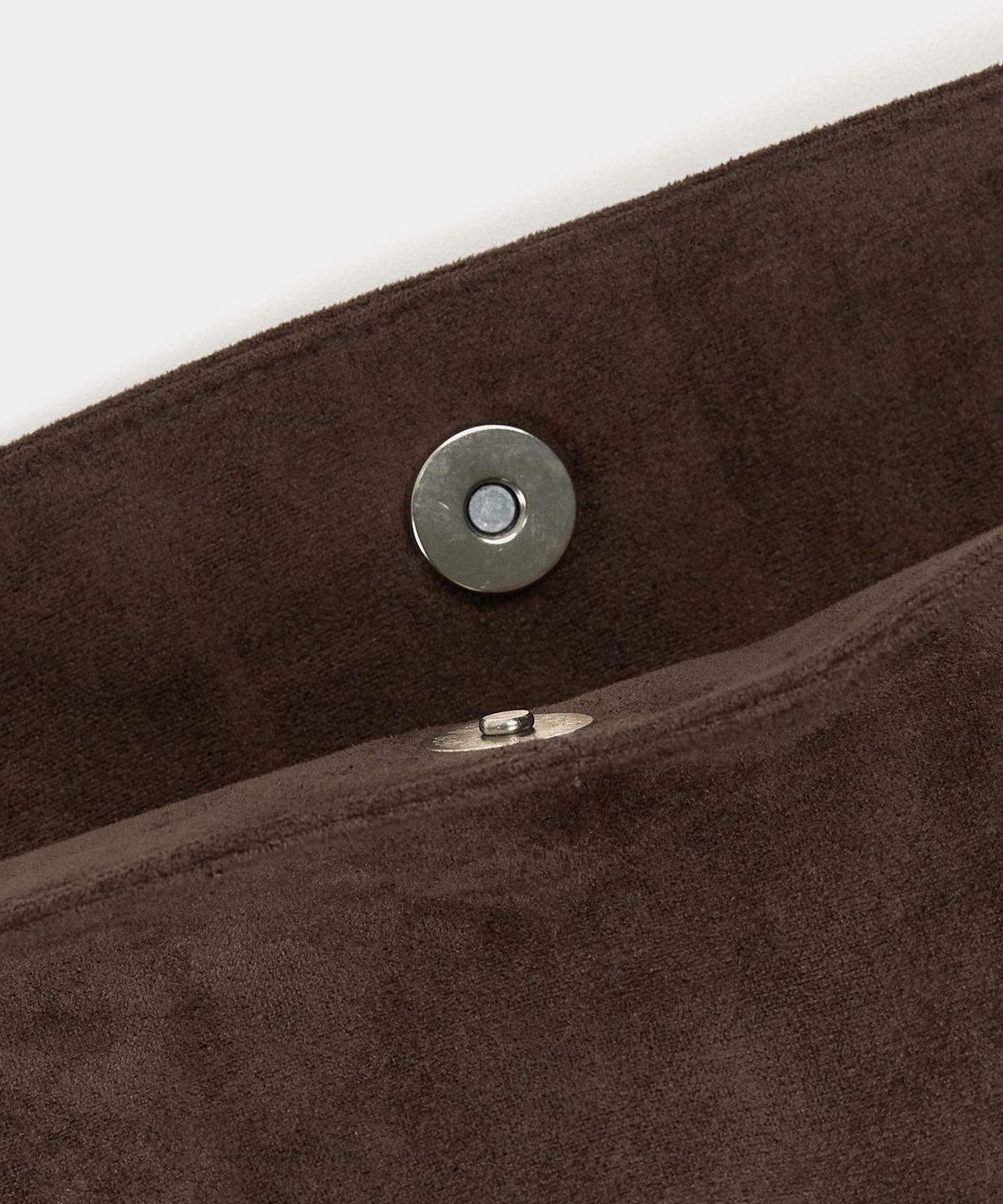 엑스컨테이너(EXCONTAINER) 뮤티드 스웨이드 크로스 백 (DARK BROWN)