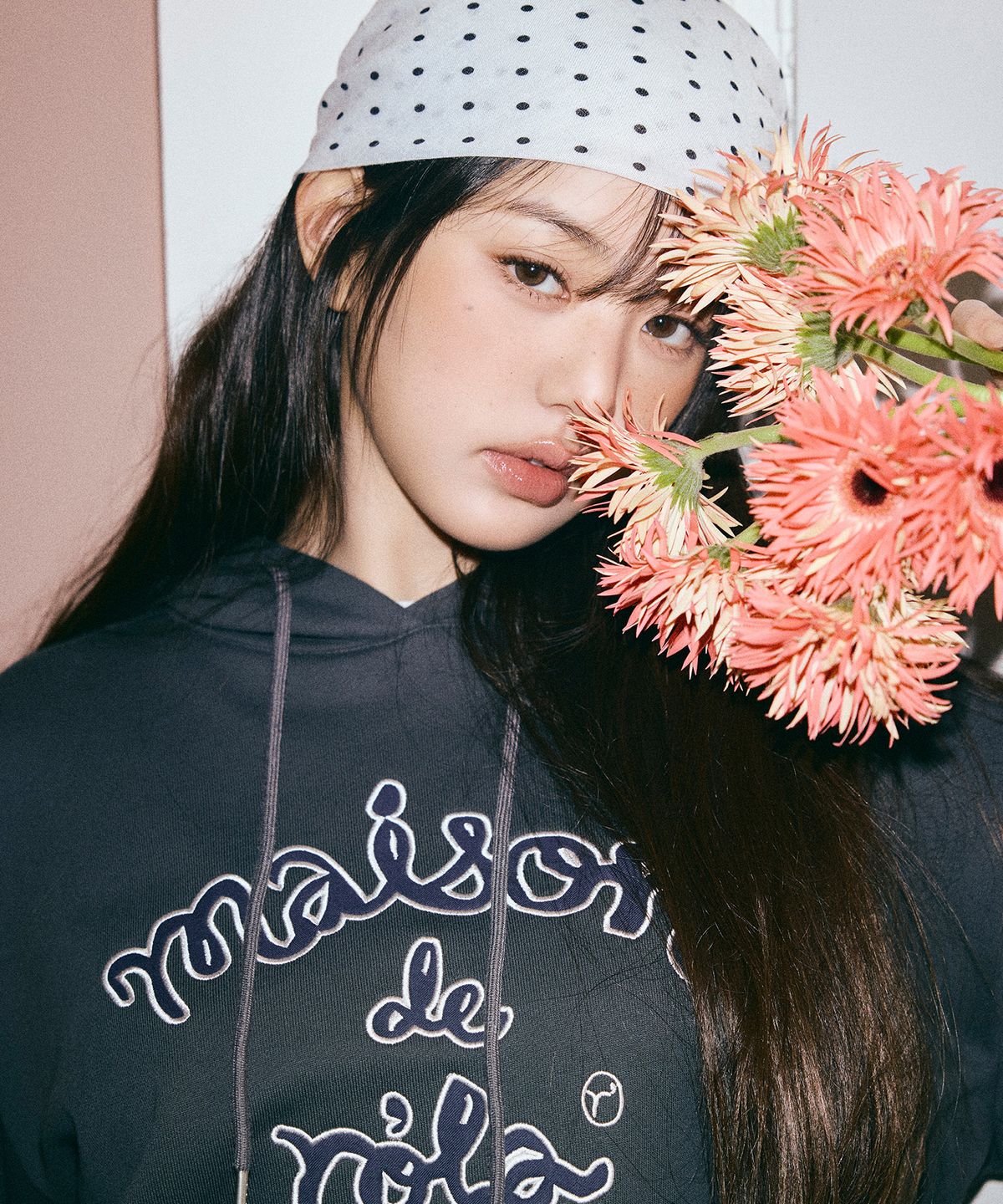 로라로라(ROLAROLA) MAISON DE ROLA STRING HOODIE DEEP GRAY