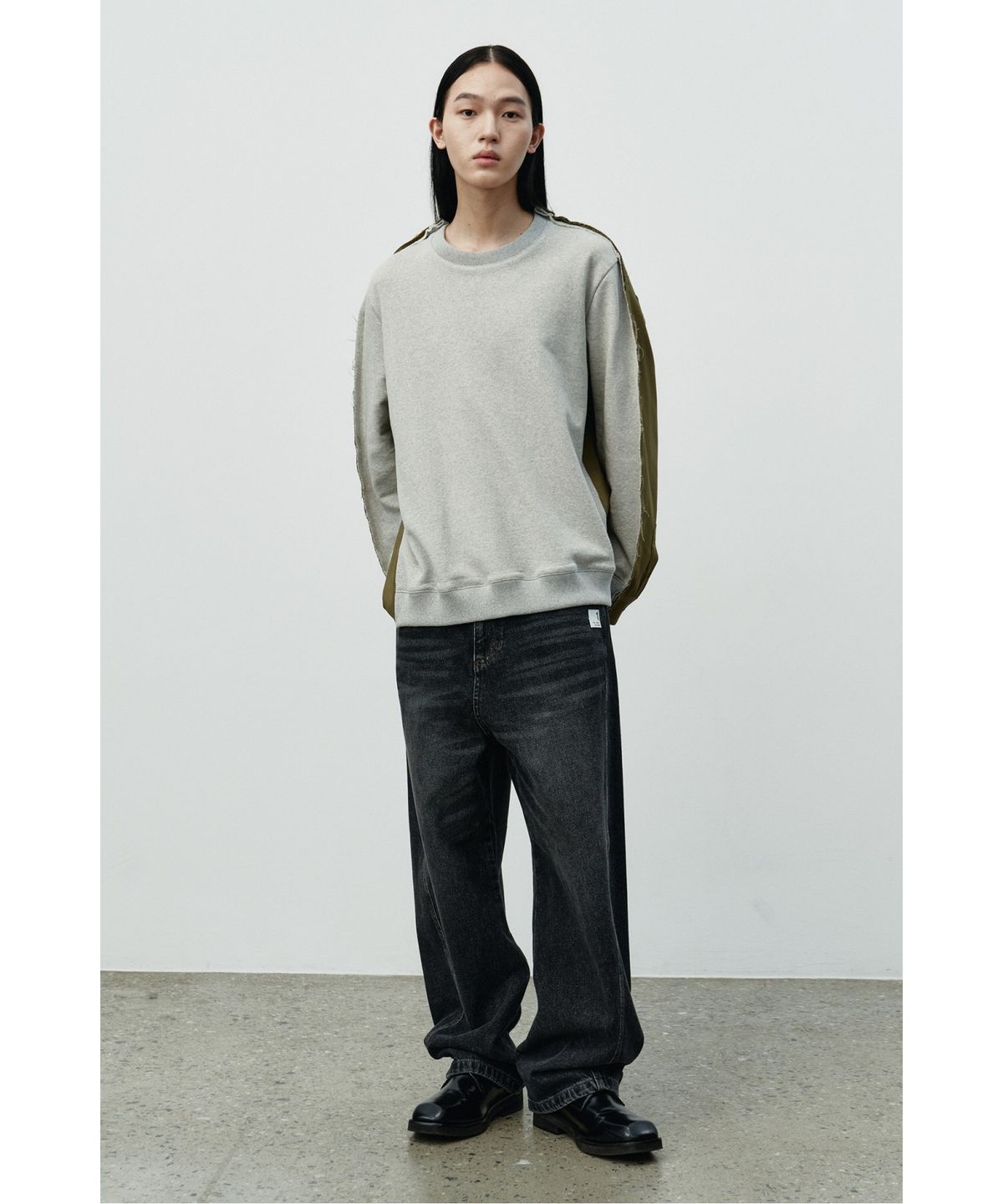 래코드(RECODE) Back-Paneled Sweatshirt RKTAA25608GYX