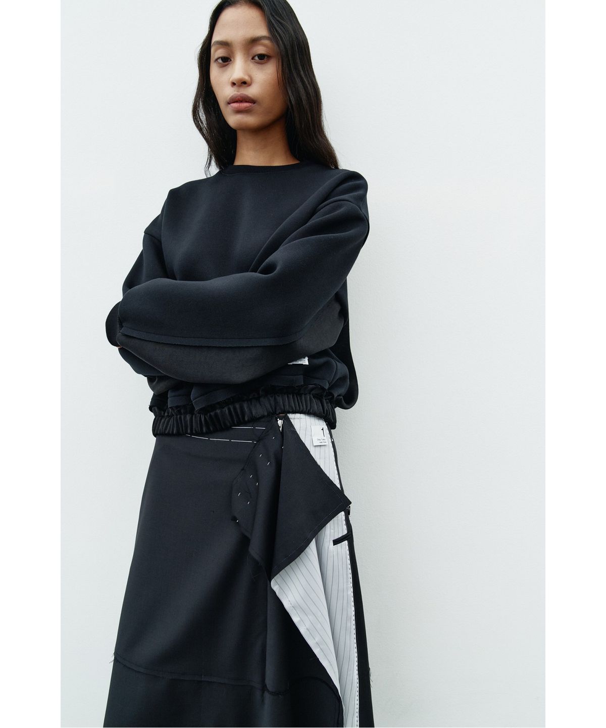 래코드(RECODE) Jacket Detail Fluttered Skirt RQKAA25533BKX