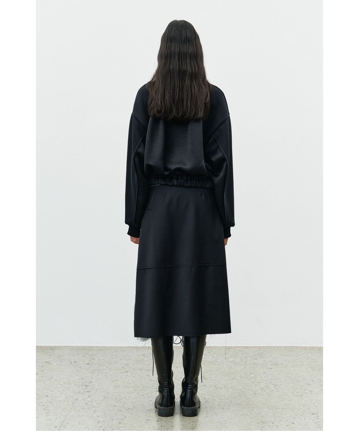 래코드(RECODE) Back cutout Top RQTAA25517BKX