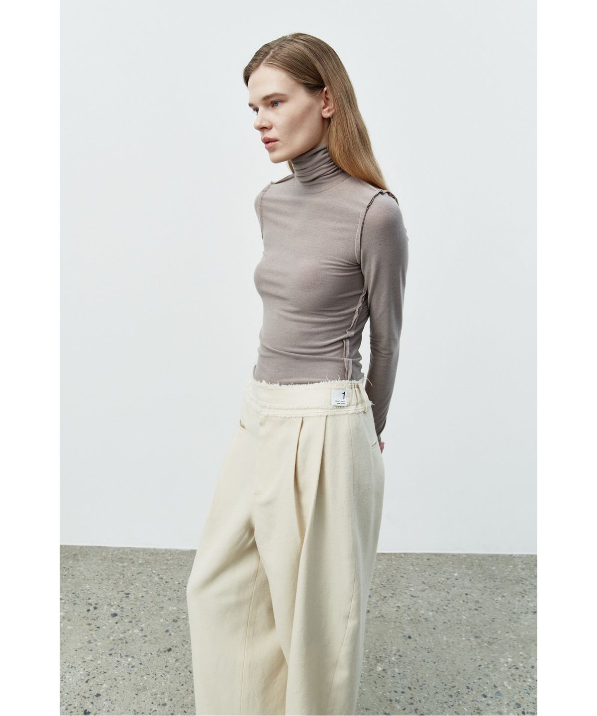 래코드(RECODE) Raw Edge Detail Long Sleeve Top RQTAA25520BEX