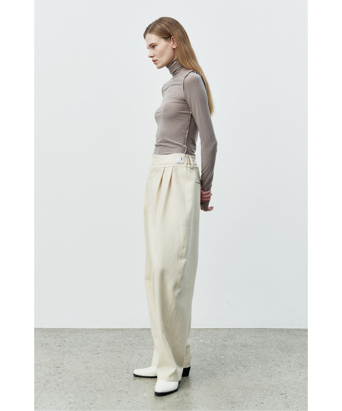 래코드(RECODE) Belted Two Tuck Trousers  RQPAW25531IVX