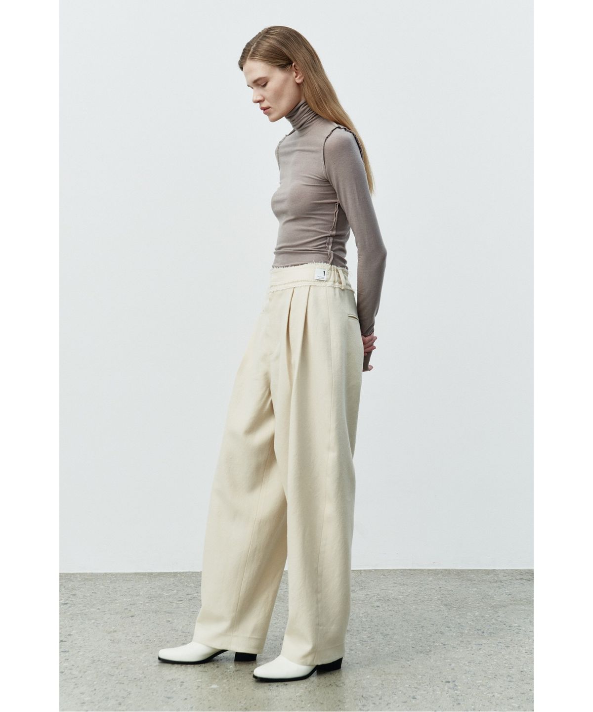 래코드(RECODE) Belted Two Tuck Trousers  RQPAW25531IVX