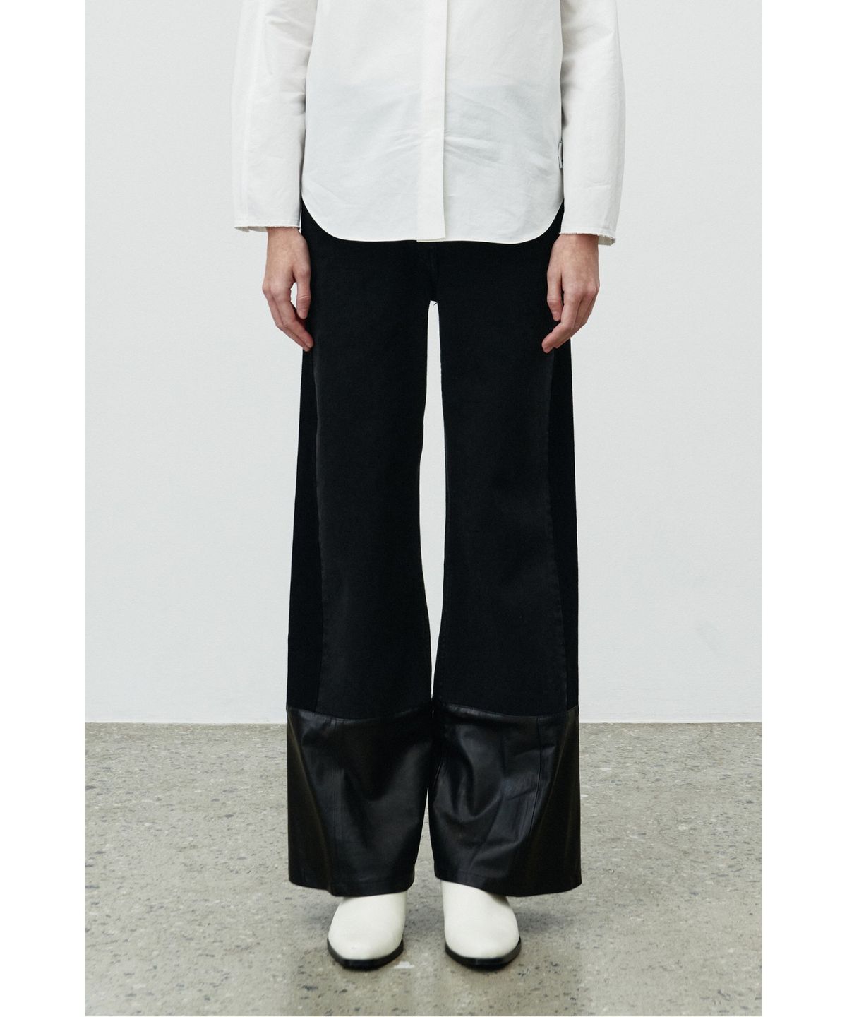 래코드(RECODE) Lam Leather Patch Pants RQPAA25528BKX