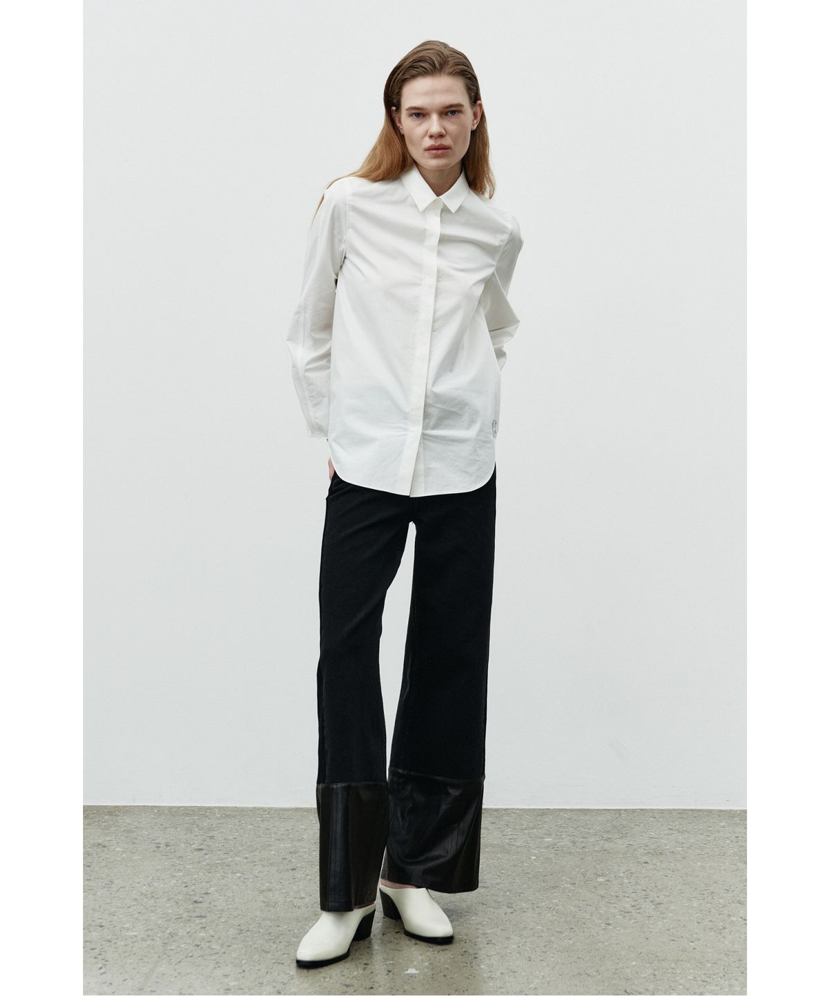래코드(RECODE) Lam Leather Patch Pants RQPAA25528BKX