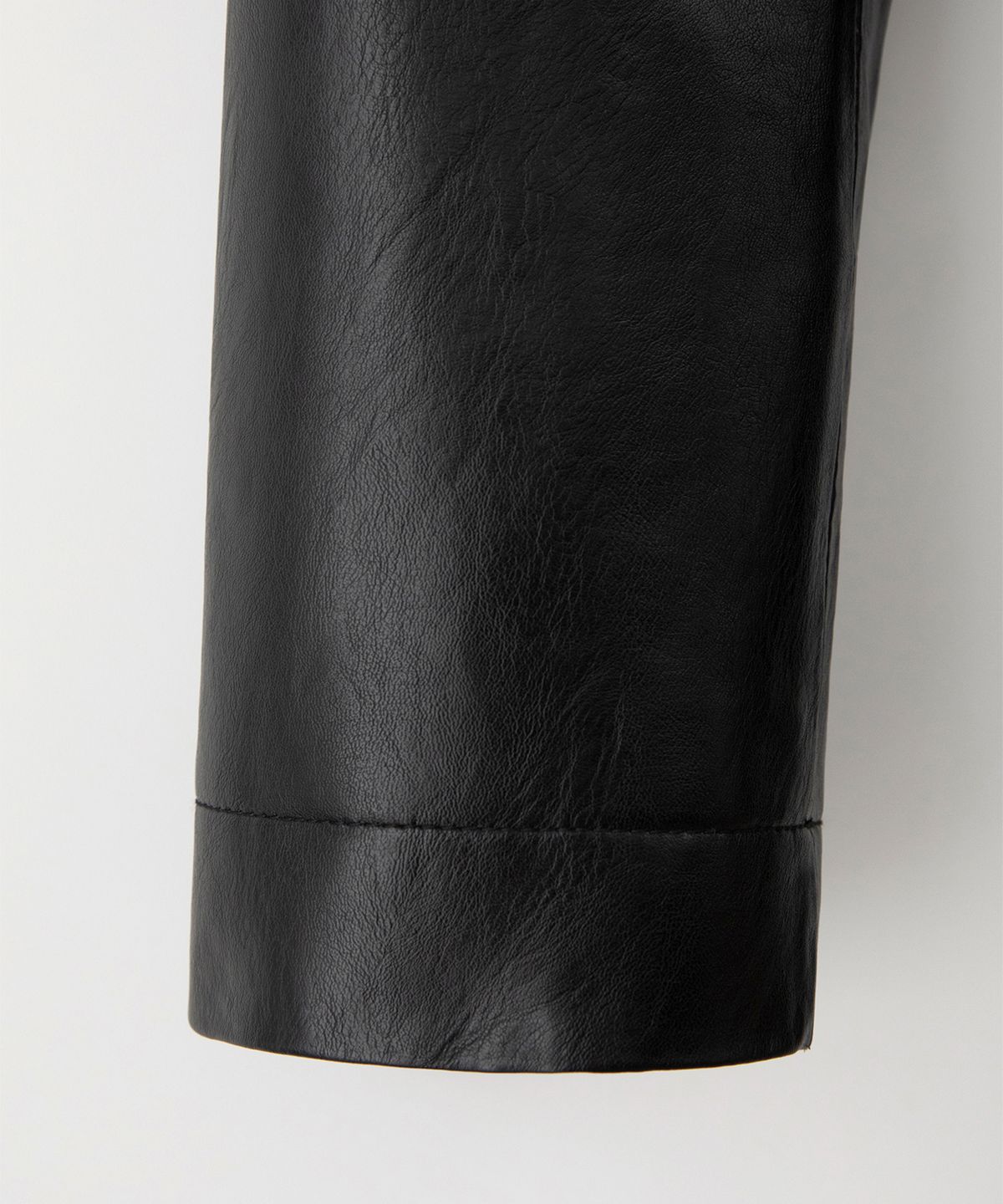 썸웨어버터(SOMEWHEREBUTTER) Folt Leather Jacket - Black
