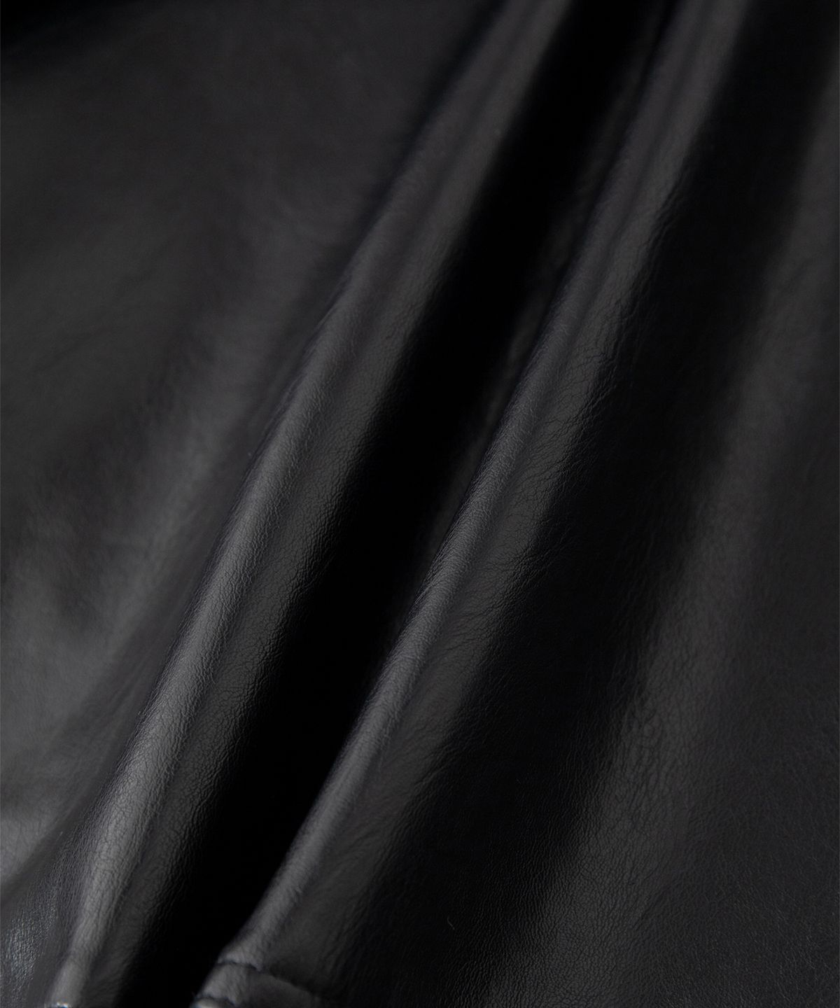 썸웨어버터(SOMEWHEREBUTTER) Folt Leather Jacket - Black