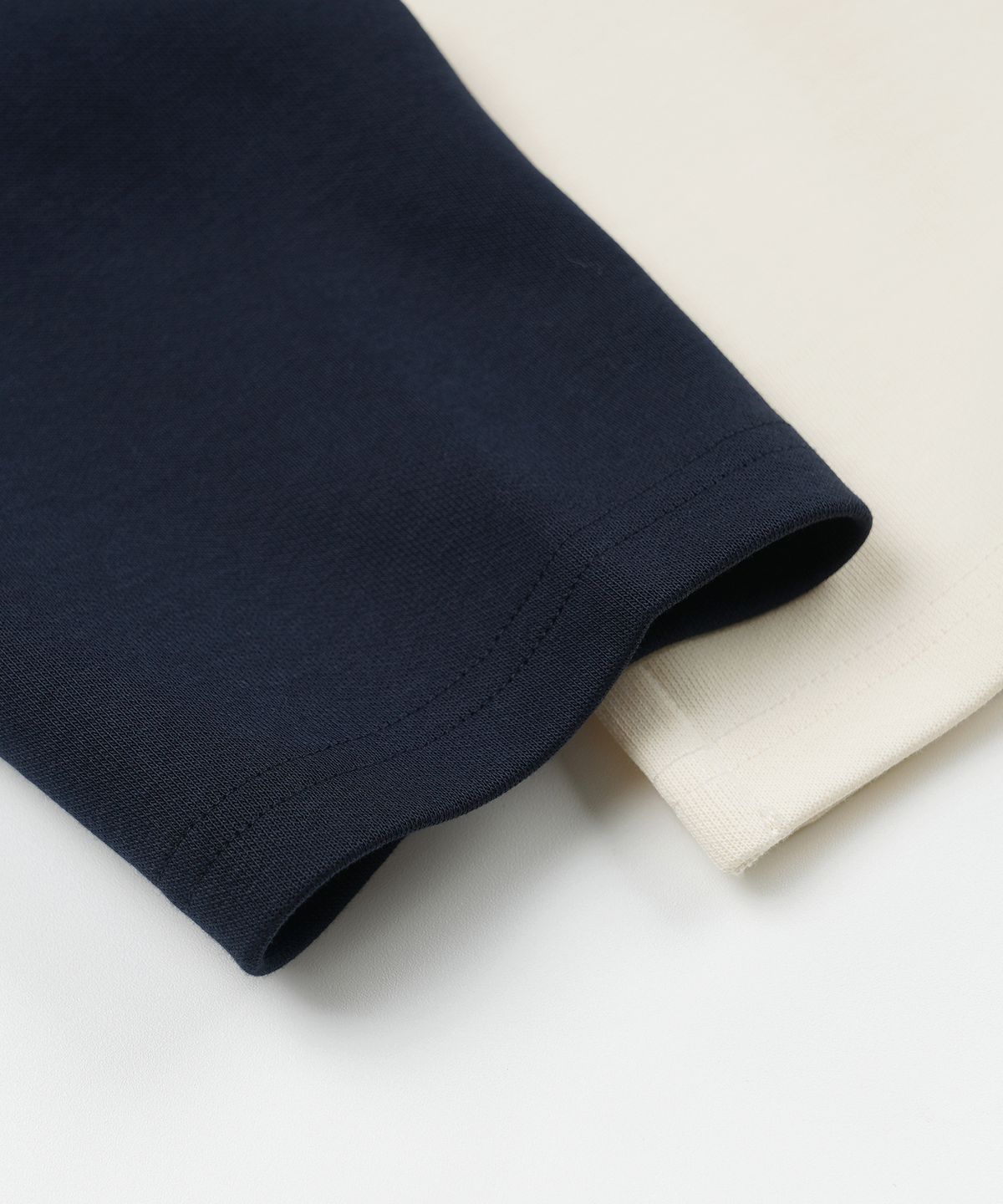 프리즘웍스(FRIZMWORKS) RAGLAN LONG SLEEVE TEE 002 _ NAVY