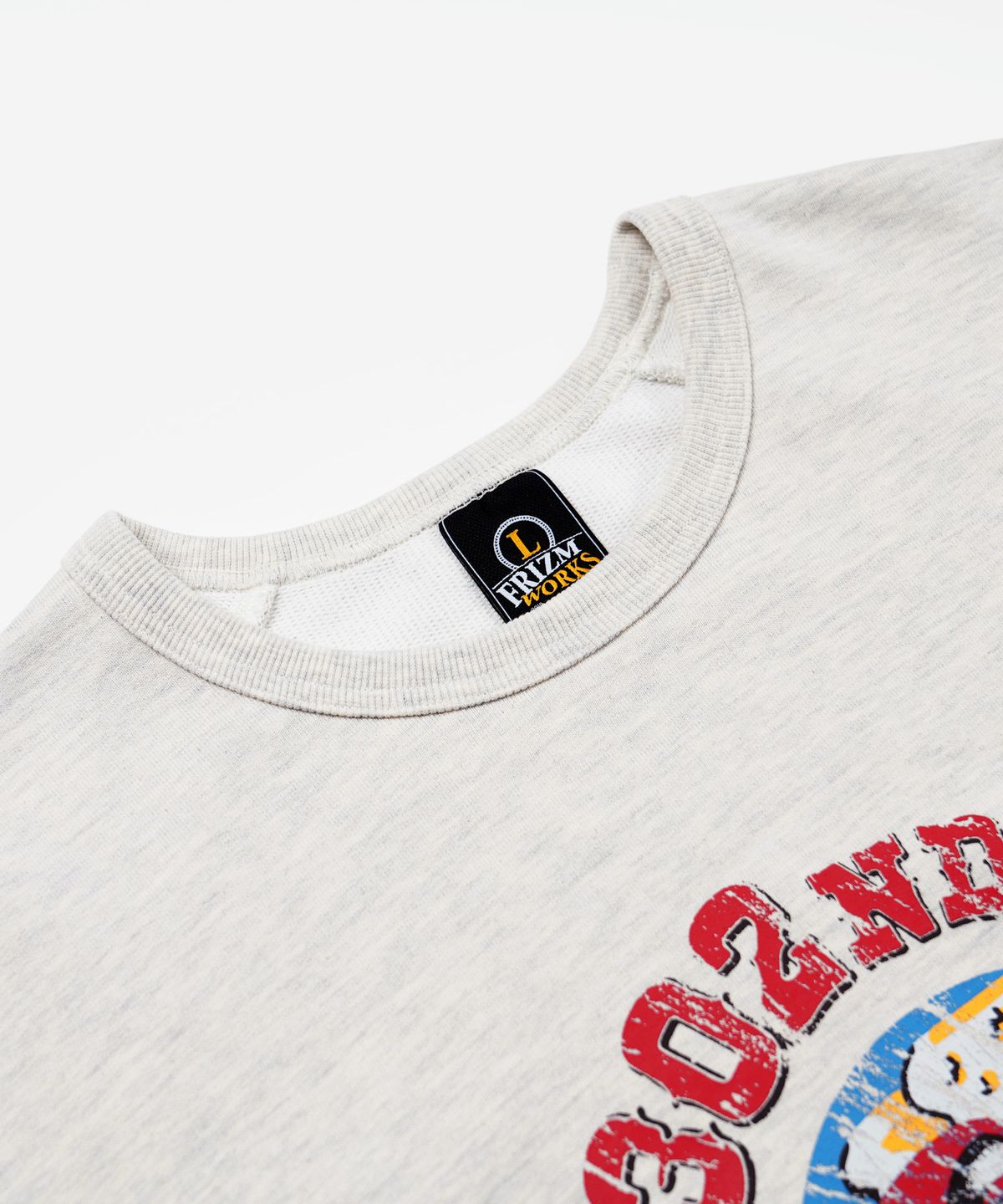 프리즘웍스(FRIZMWORKS) 302ND FIGHTER SQ SWEATSHIRT _ OATMEAL