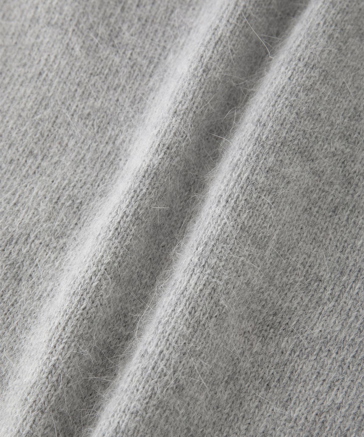 썸웨어버터(SOMEWHEREBUTTER) Angora Half Knit - Light Grey