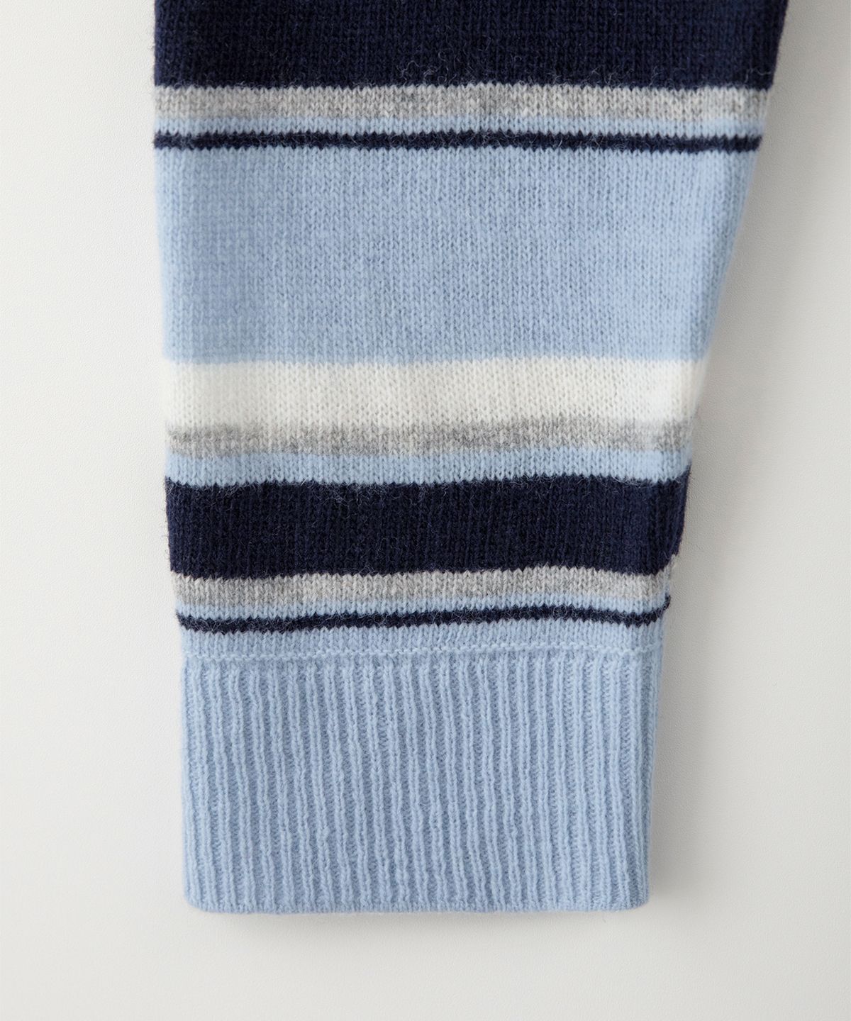 썸웨어버터(SOMEWHEREBUTTER) Cope Stripe Knit - Light Blue
