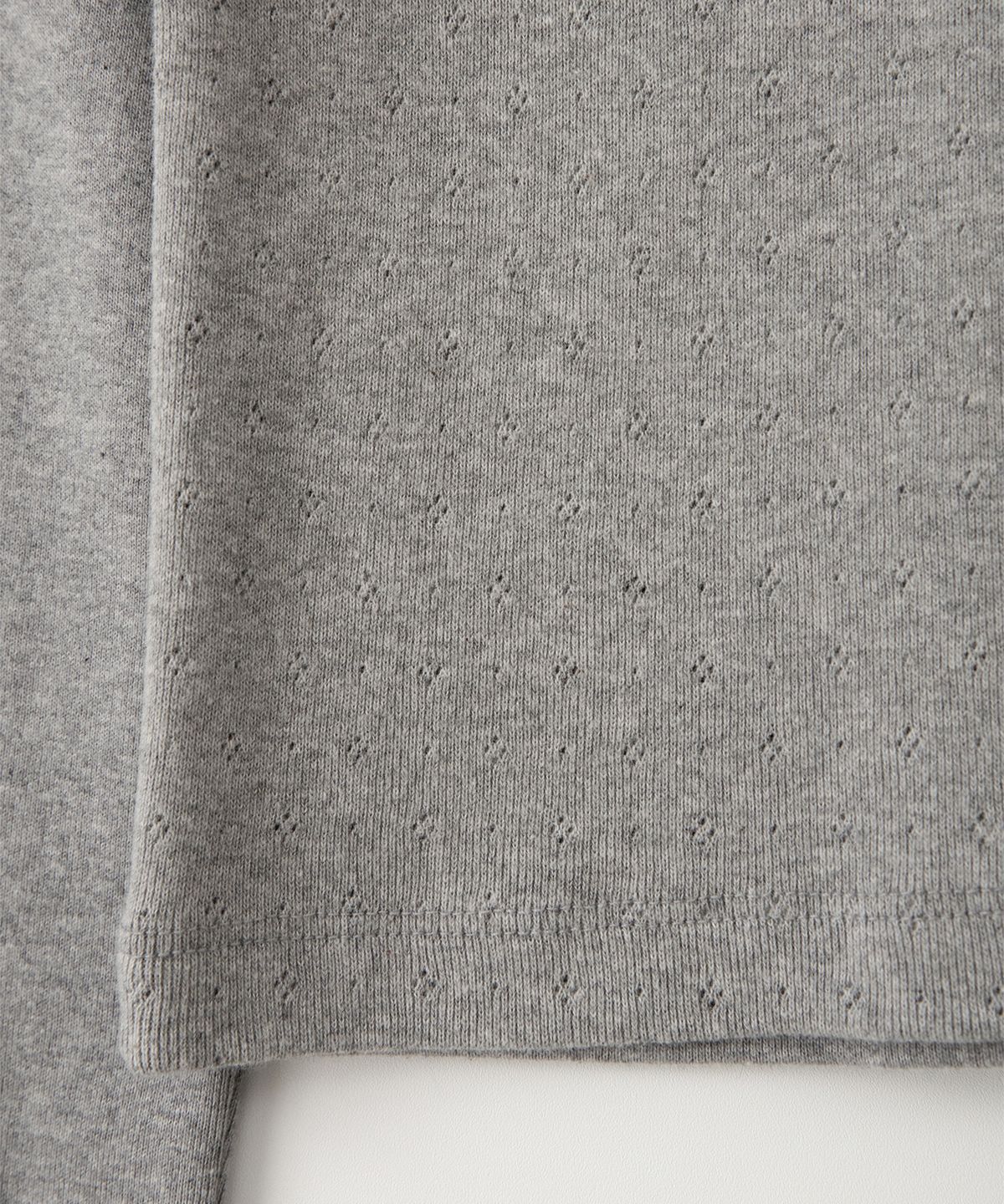 썸웨어버터(SOMEWHEREBUTTER) V-Neck Ribbon Top - Grey
