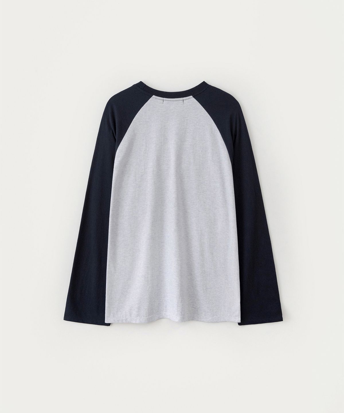 썸웨어버터(SOMEWHEREBUTTER) Wave Logo Raglan Long Top - White Melange(Navy)
