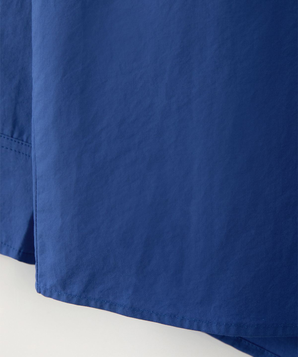 썸웨어버터(SOMEWHEREBUTTER) Heart Point Over-Fit Shirt - Cobalt Blue